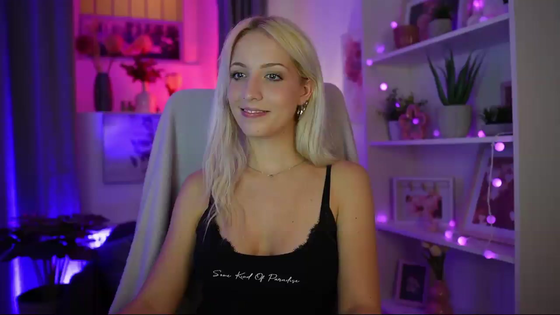 Gallery image thumbnail from Lucy_Cutie's myfreecams stream on, 07/28/2026, 20:56 image 5 of 20