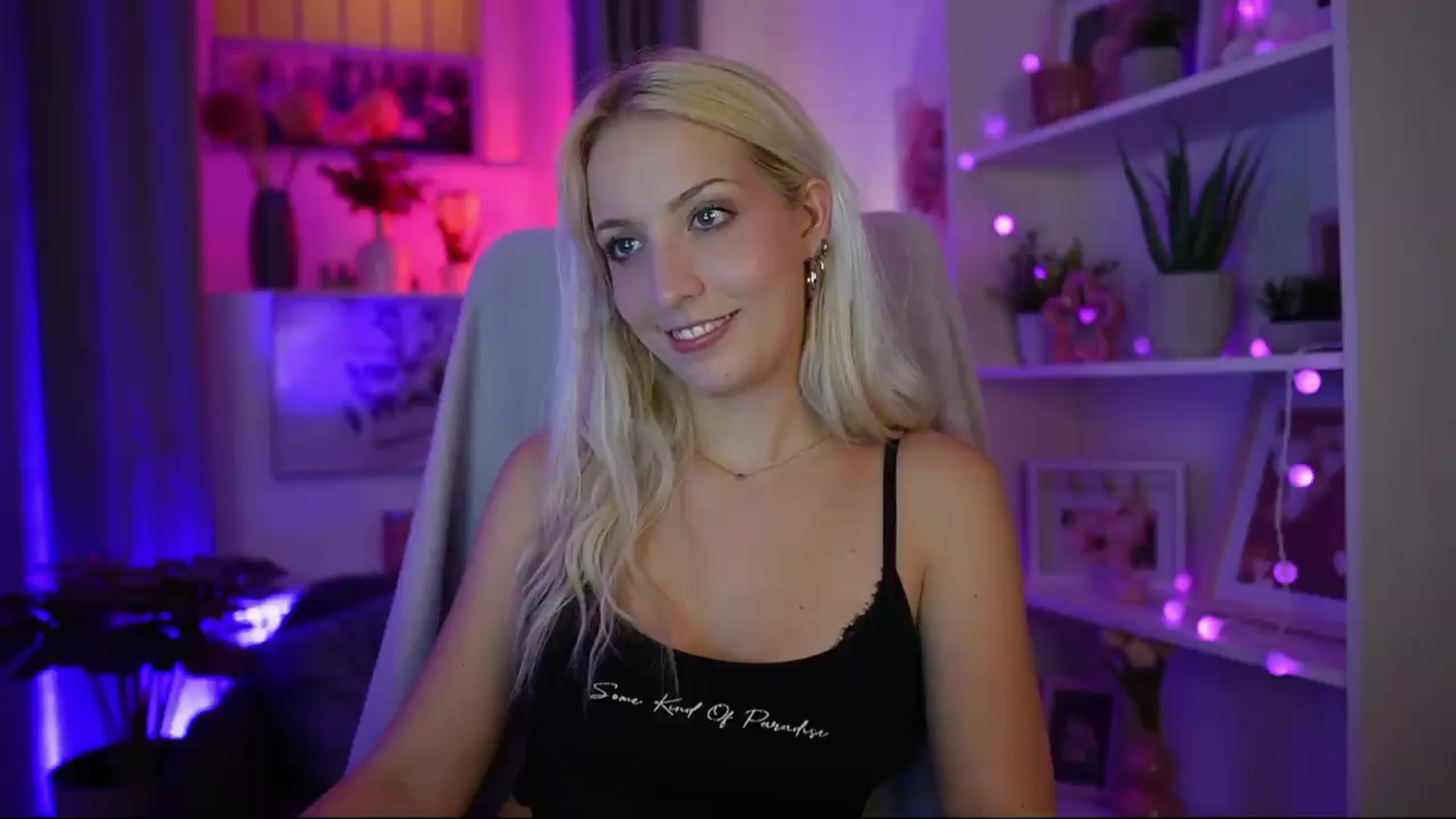 Gallery image thumbnail from Lucy_Cutie's myfreecams stream on, 07/28/2026, 22:44 image 2 of 20