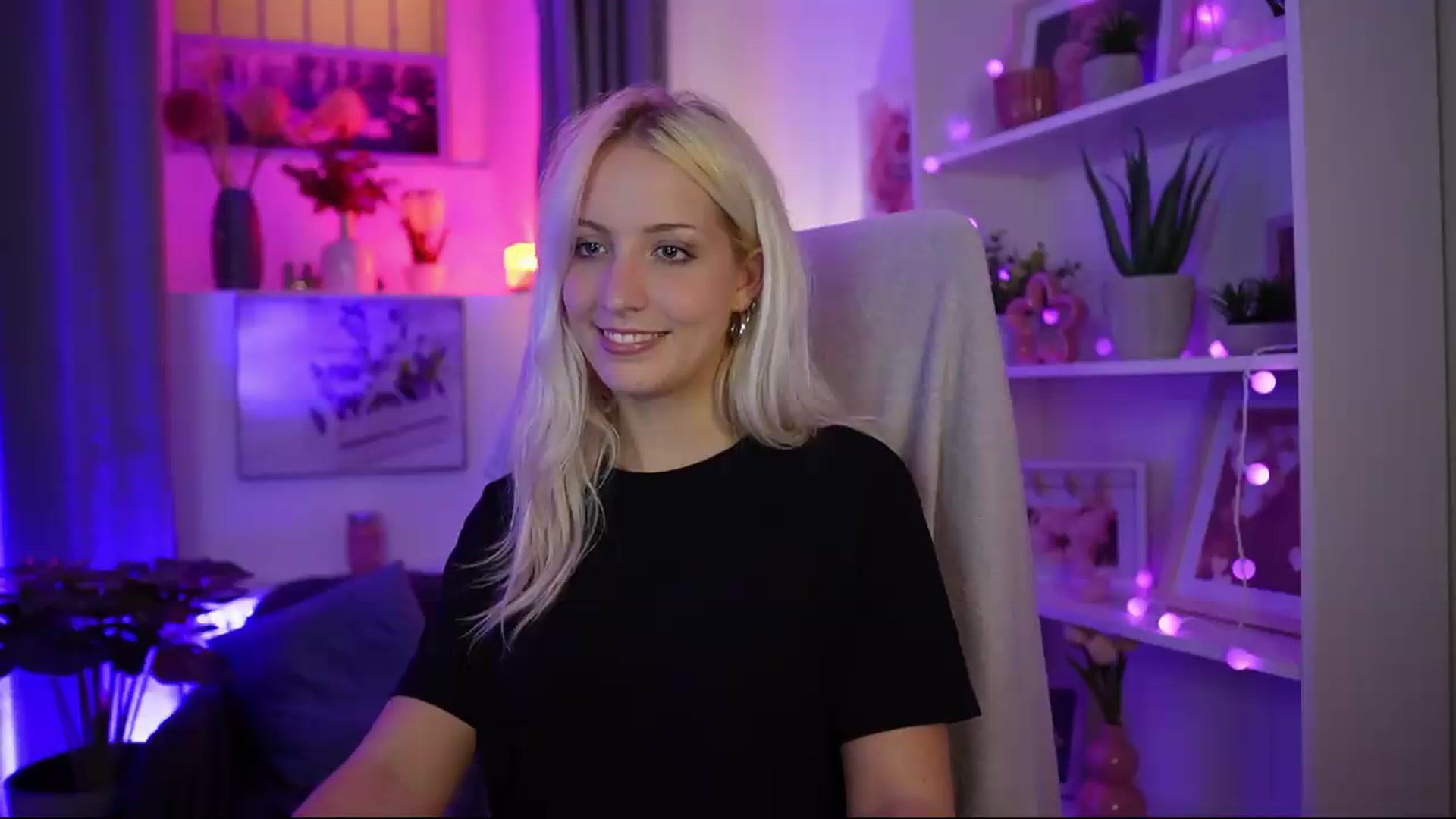 Gallery image thumbnail from Lucy_Cutie's myfreecams stream on, 07/30/2026, 21:44 image 9 of 20