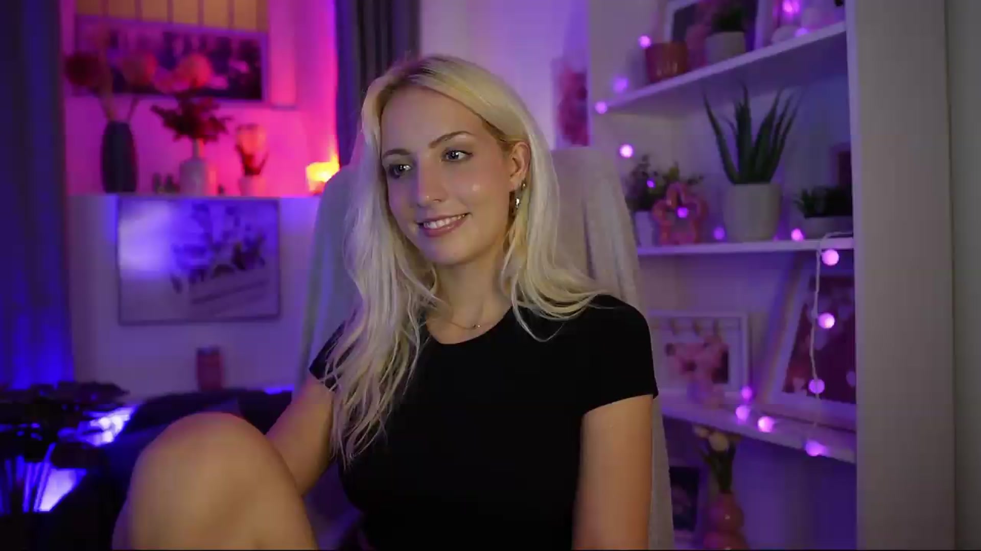Gallery image thumbnail from Lucy_Cutie's myfreecams stream on, 08/03/2026, 22:20 image 9 of 20