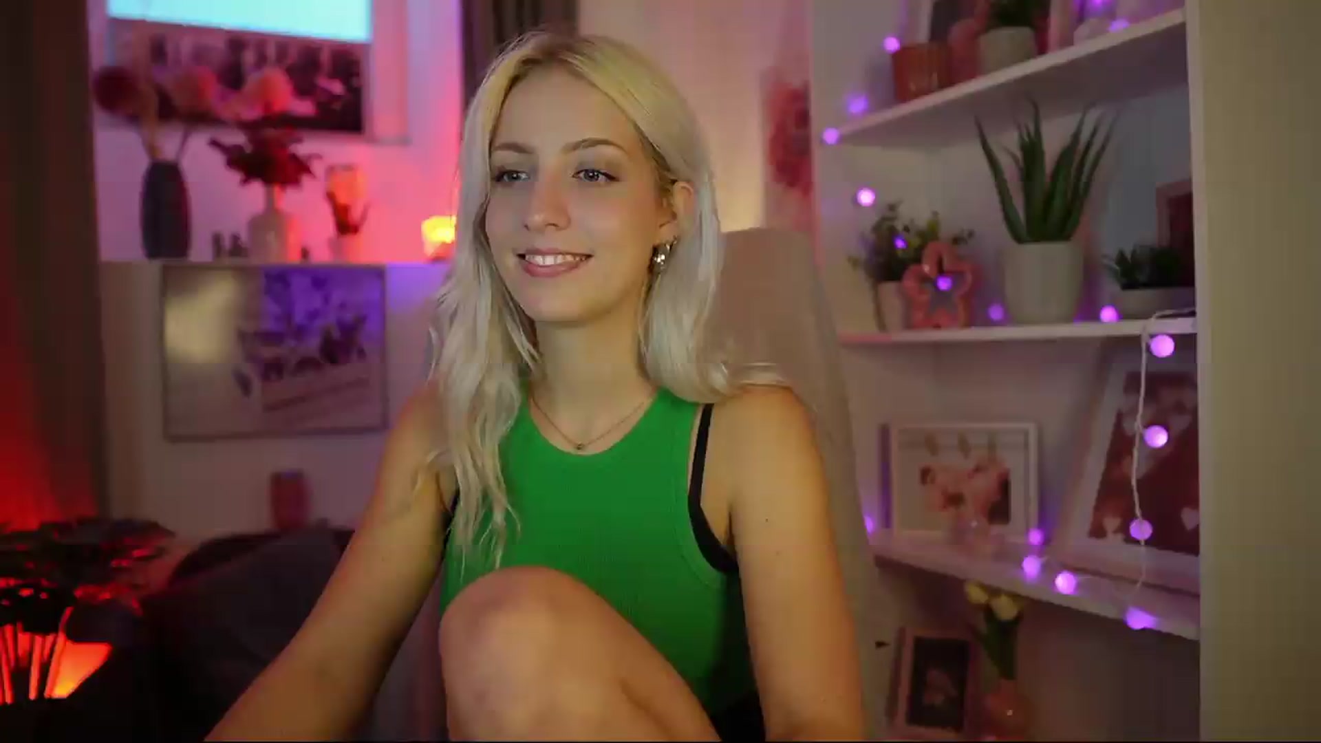 Gallery image thumbnail from Lucy_Cutie's myfreecams stream on, 08/08/2026, 18:46 image 1 of 20