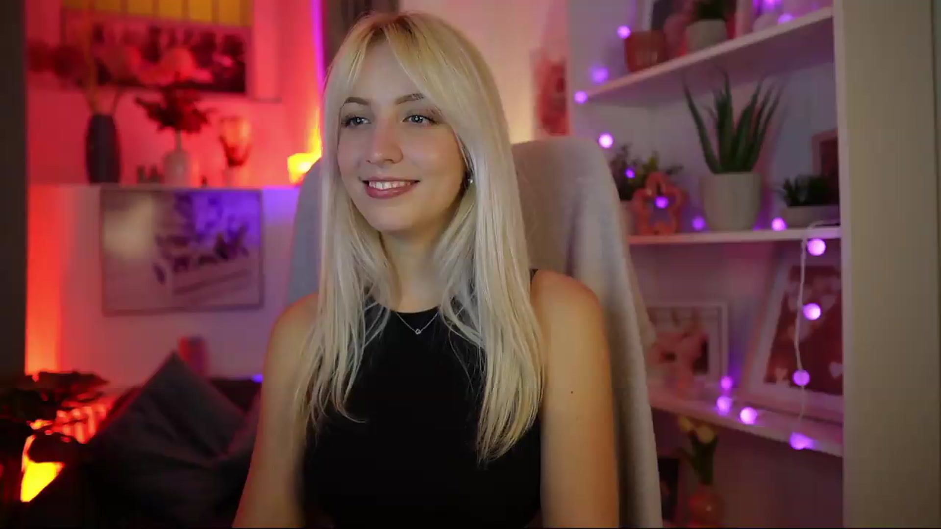 Gallery image thumbnail from Lucy_Cutie's myfreecams stream on, 08/09/2026, 19:06 image 5 of 20