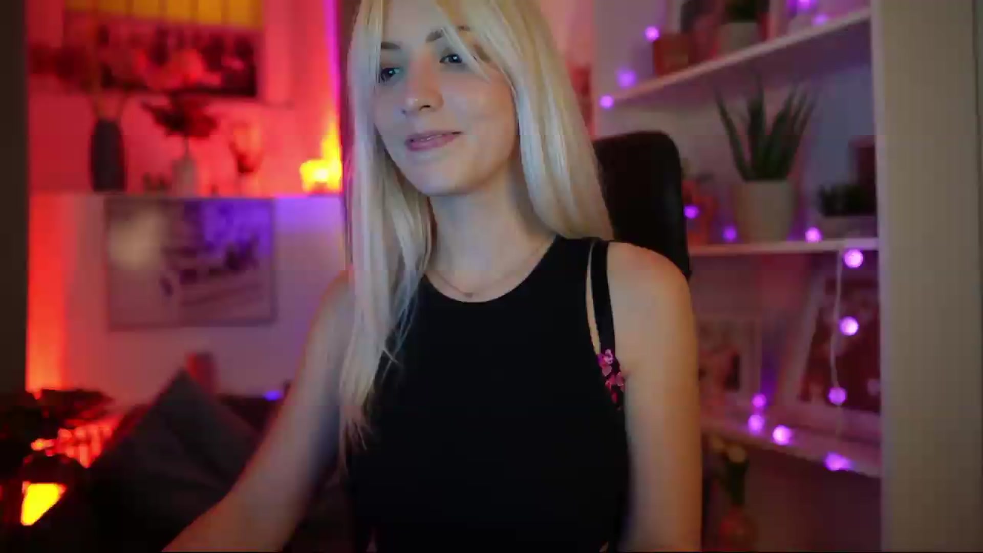 Gallery image thumbnail from Lucy_Cutie's myfreecams stream on, 08/09/2026, 20:02 image 20 of 20