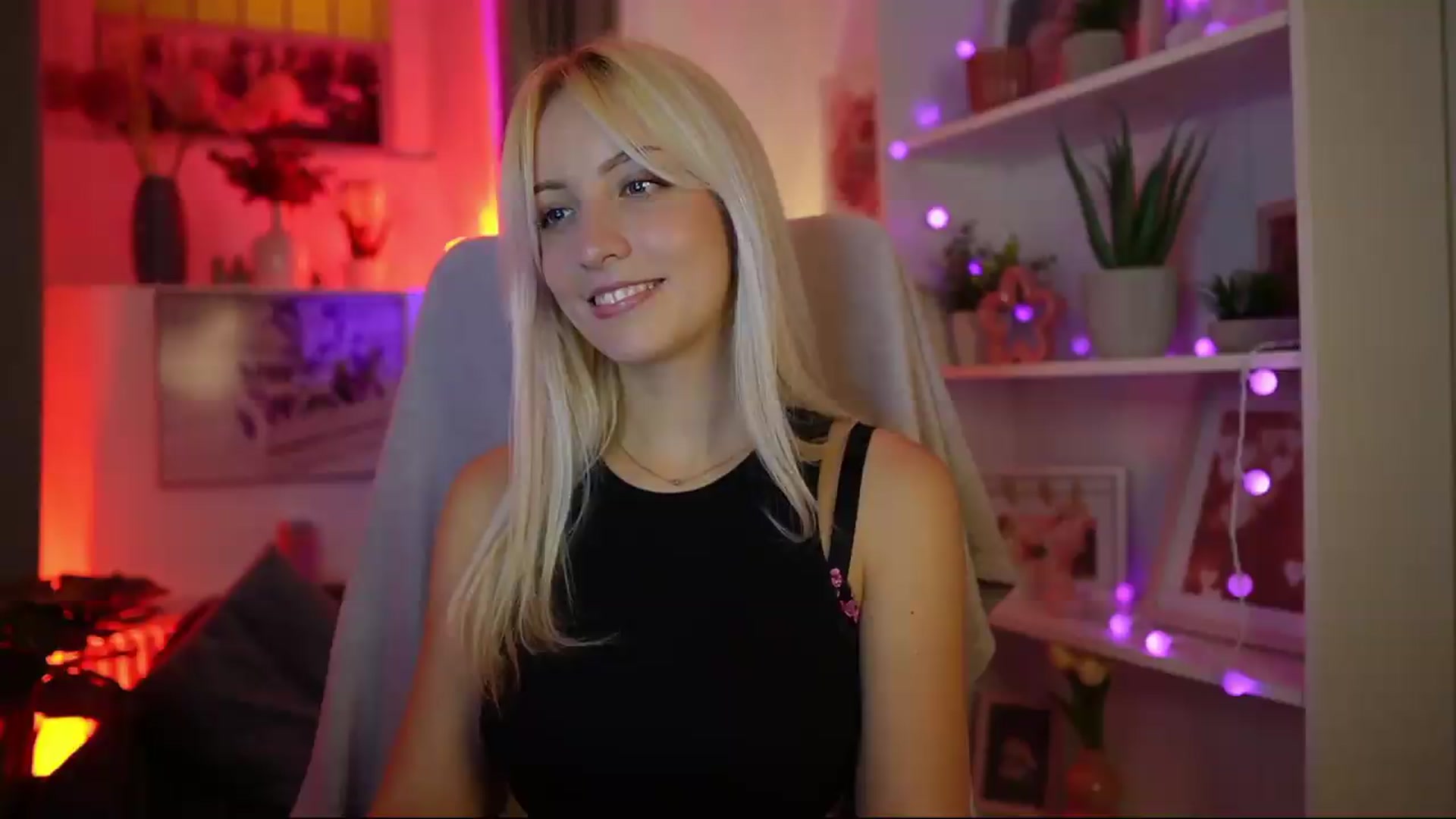 Gallery image thumbnail from Lucy_Cutie's myfreecams stream on, 08/09/2026, 20:40 image 20 of 20