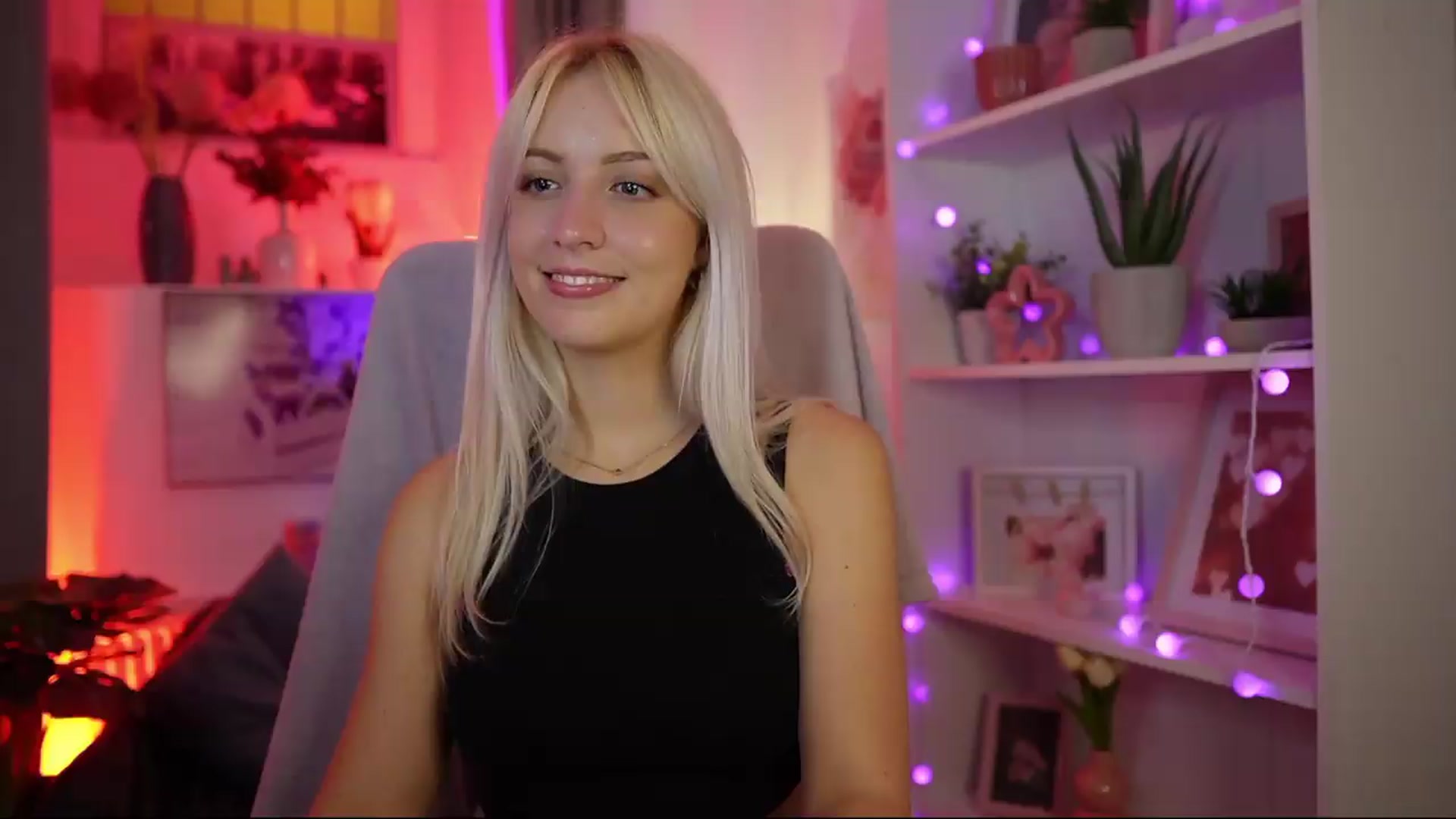 Gallery image thumbnail from Lucy_Cutie's myfreecams stream on, 08/09/2026, 21:24 image 12 of 20