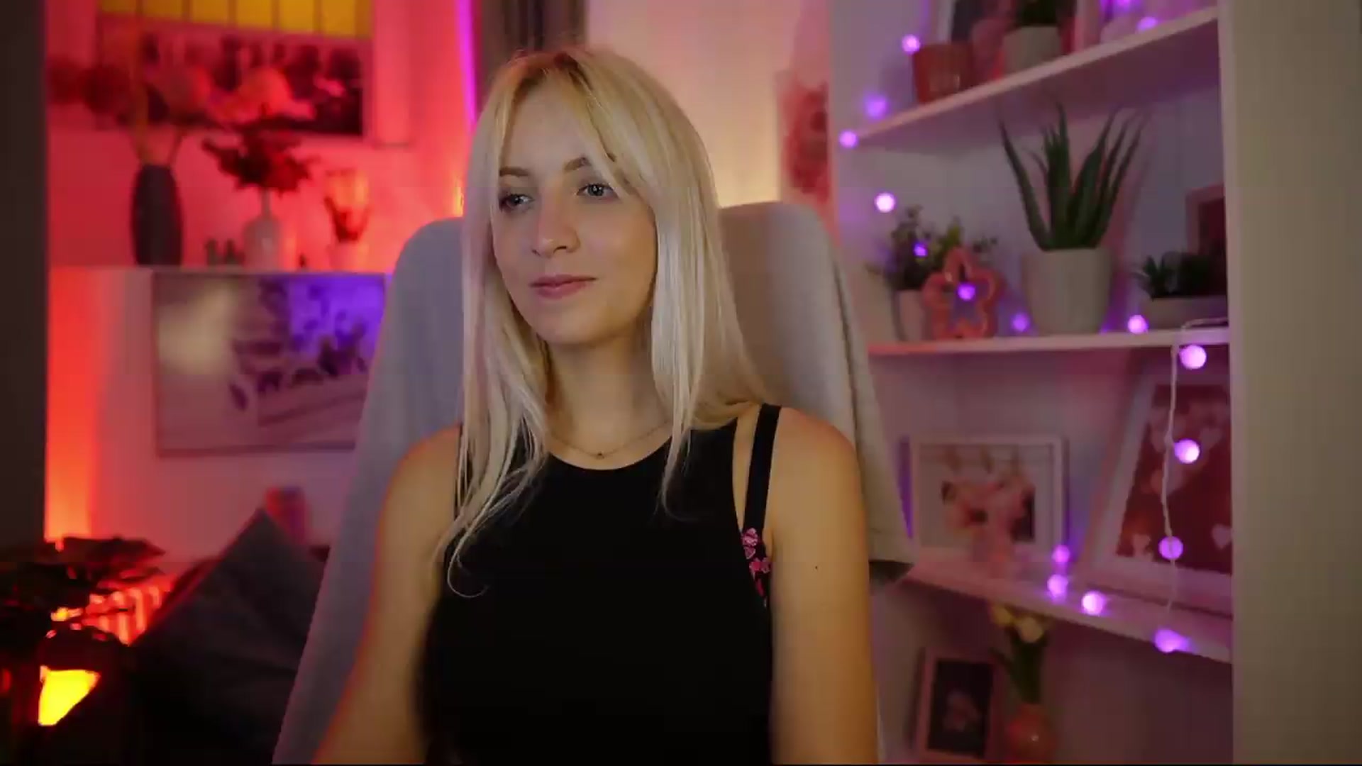 Gallery image thumbnail from Lucy_Cutie's myfreecams stream on, 08/09/2026, 21:24 image 1 of 20