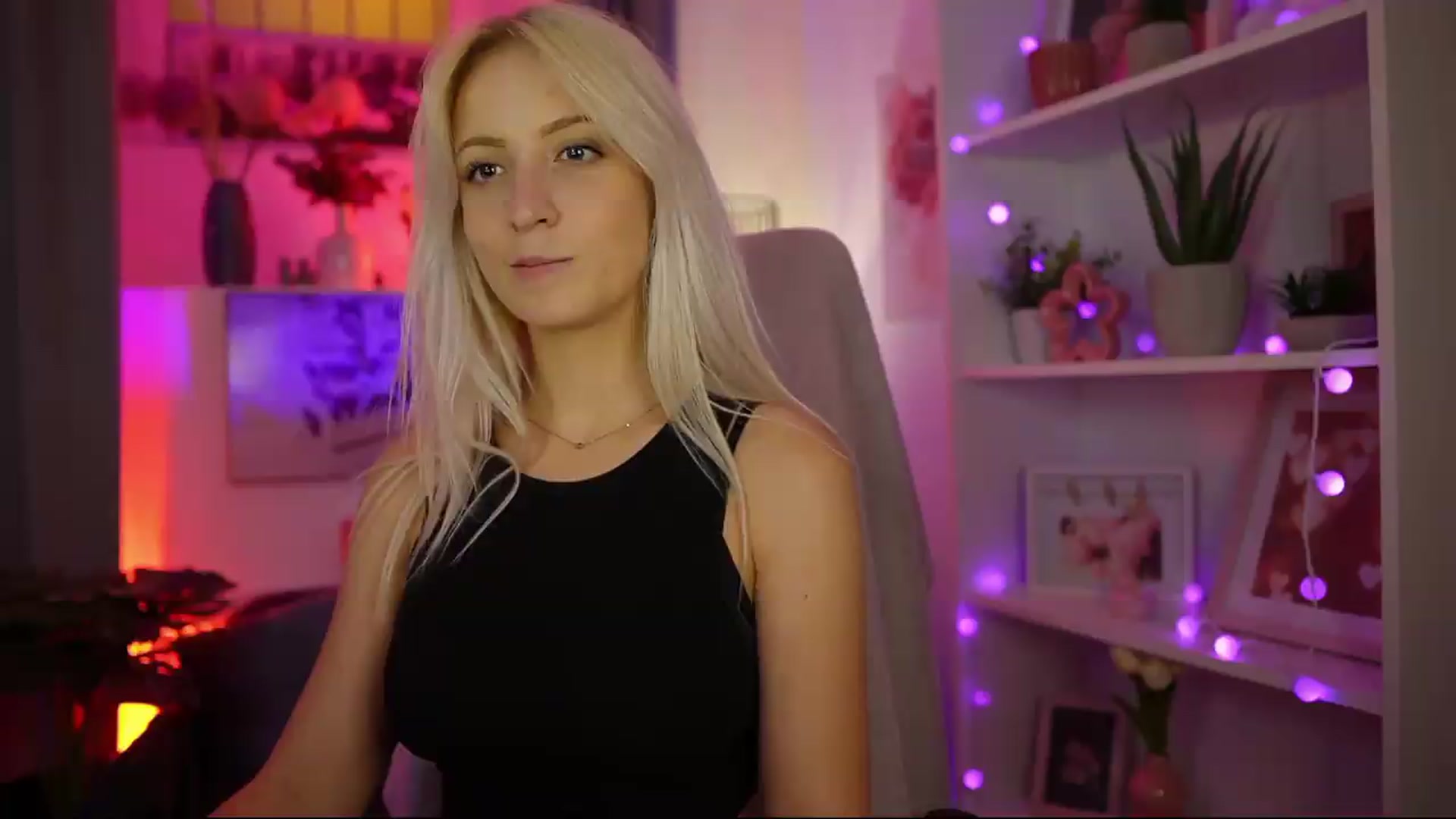 Gallery image thumbnail from Lucy_Cutie's myfreecams stream on, 08/12/2026, 20:47 image 11 of 20