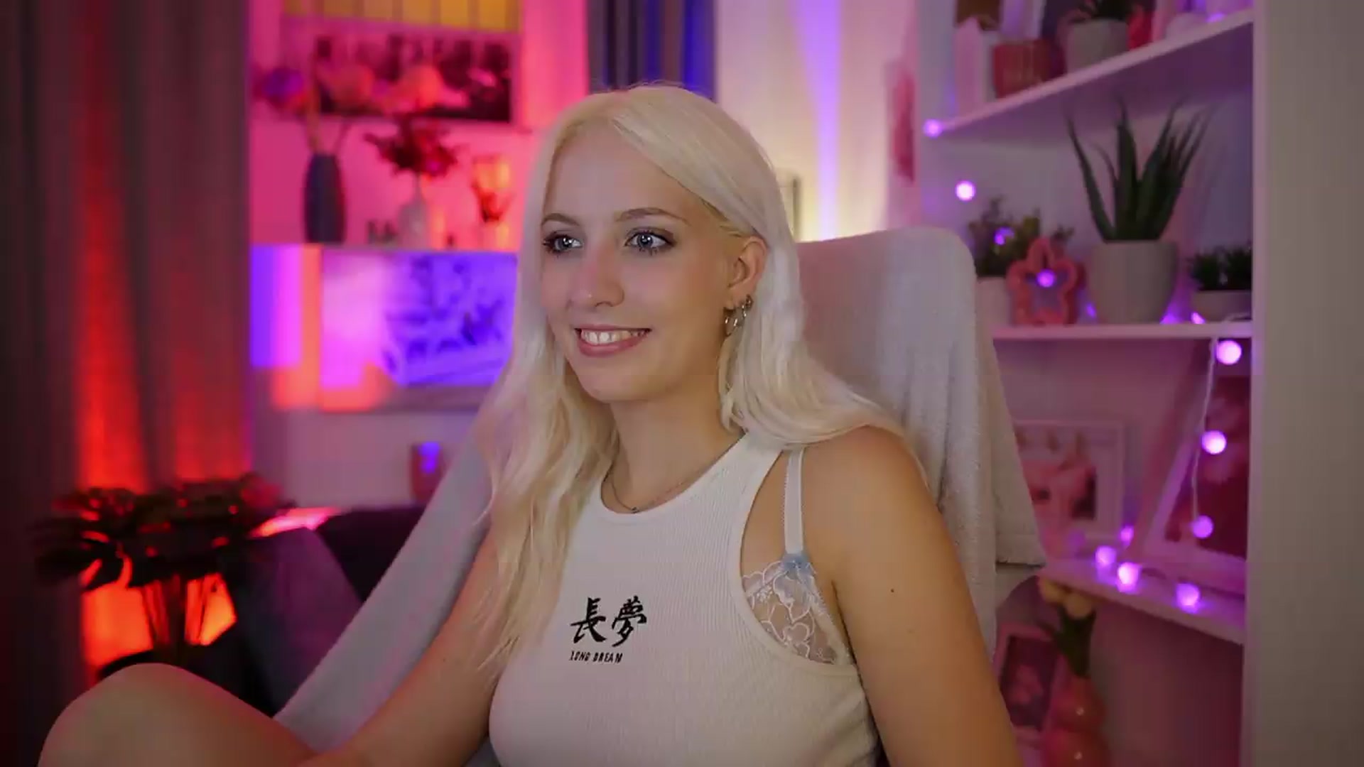 Gallery image thumbnail from Lucy_Cutie's myfreecams stream on, 08/23/2026, 19:28 image 6 of 20