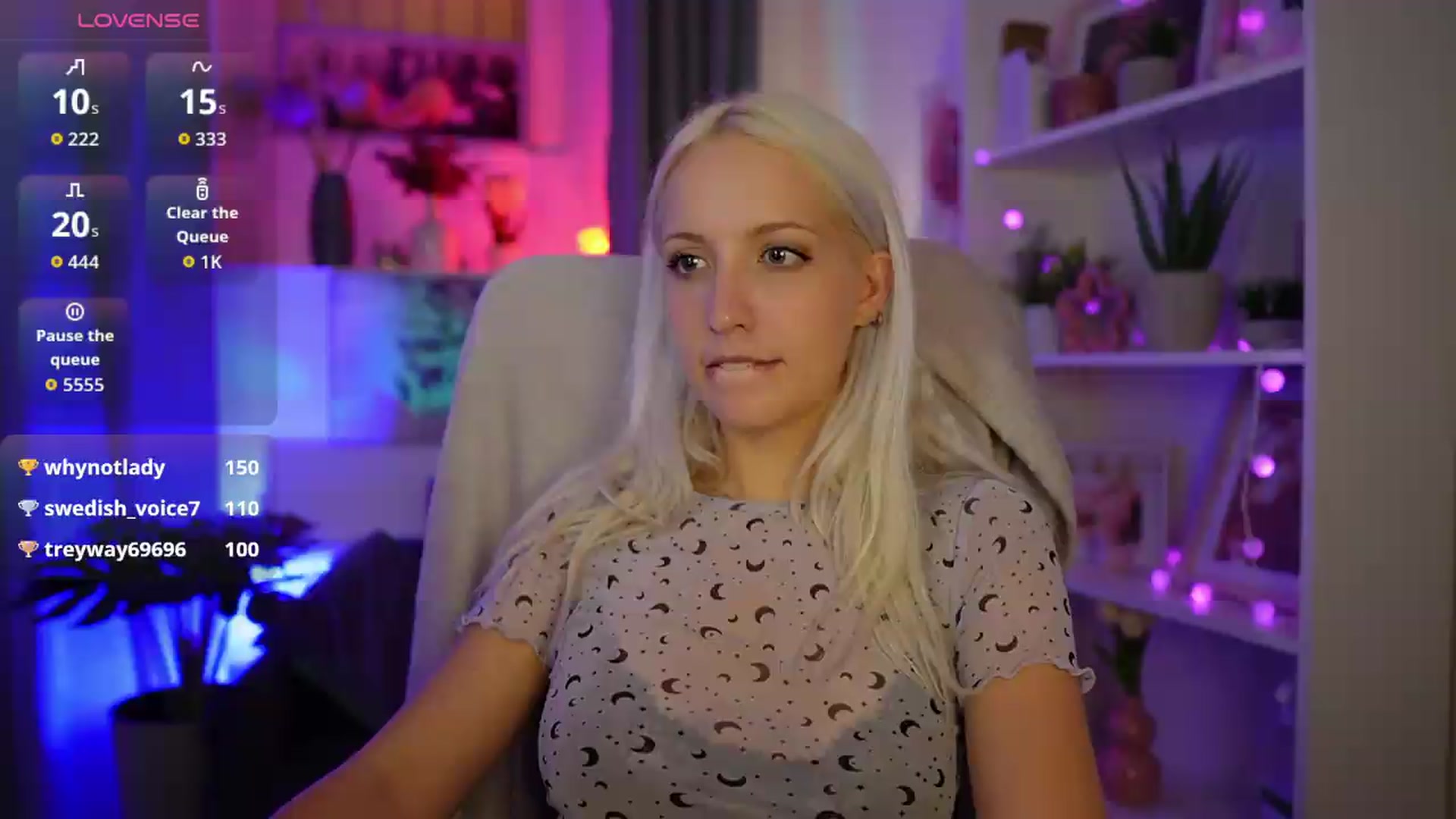 Gallery image thumbnail from Lucy_Cutie's myfreecams stream on, 08/31/2026, 24:04 image 7 of 20