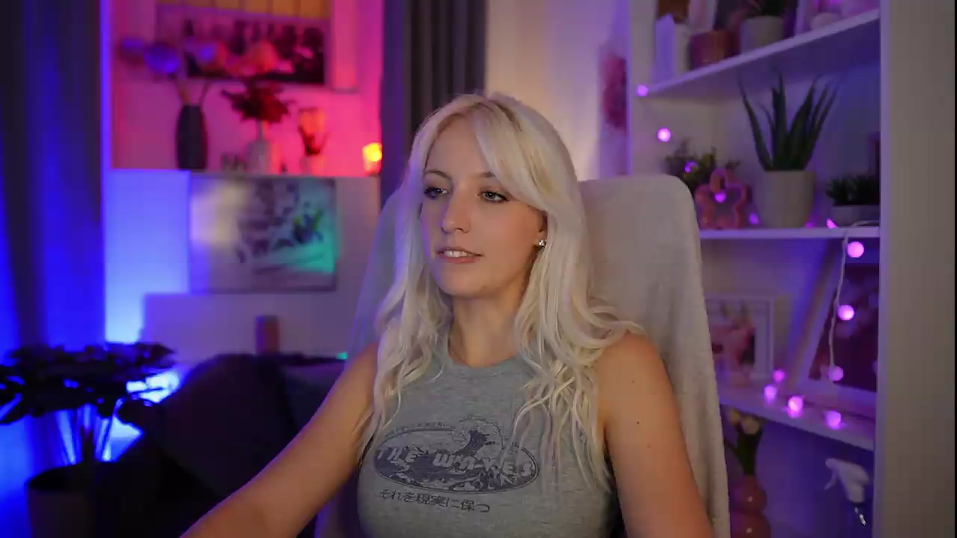 Gallery image thumbnail from Lucy_Cutie's myfreecams stream on, 09/02/2026, 22:42 image 7 of 20