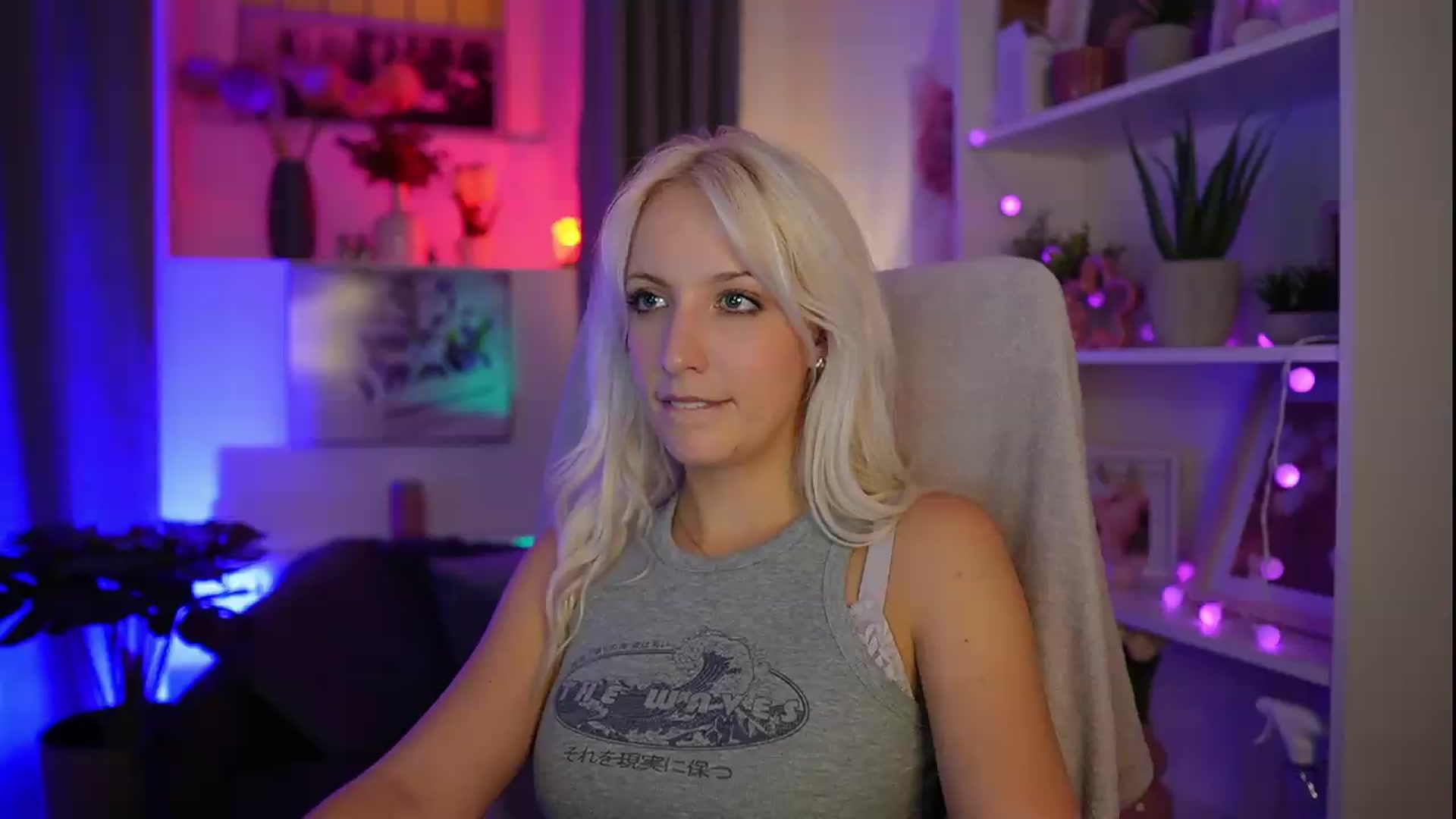 Gallery image thumbnail from Lucy_Cutie's myfreecams stream on, 09/02/2026, 22:42 image 1 of 20