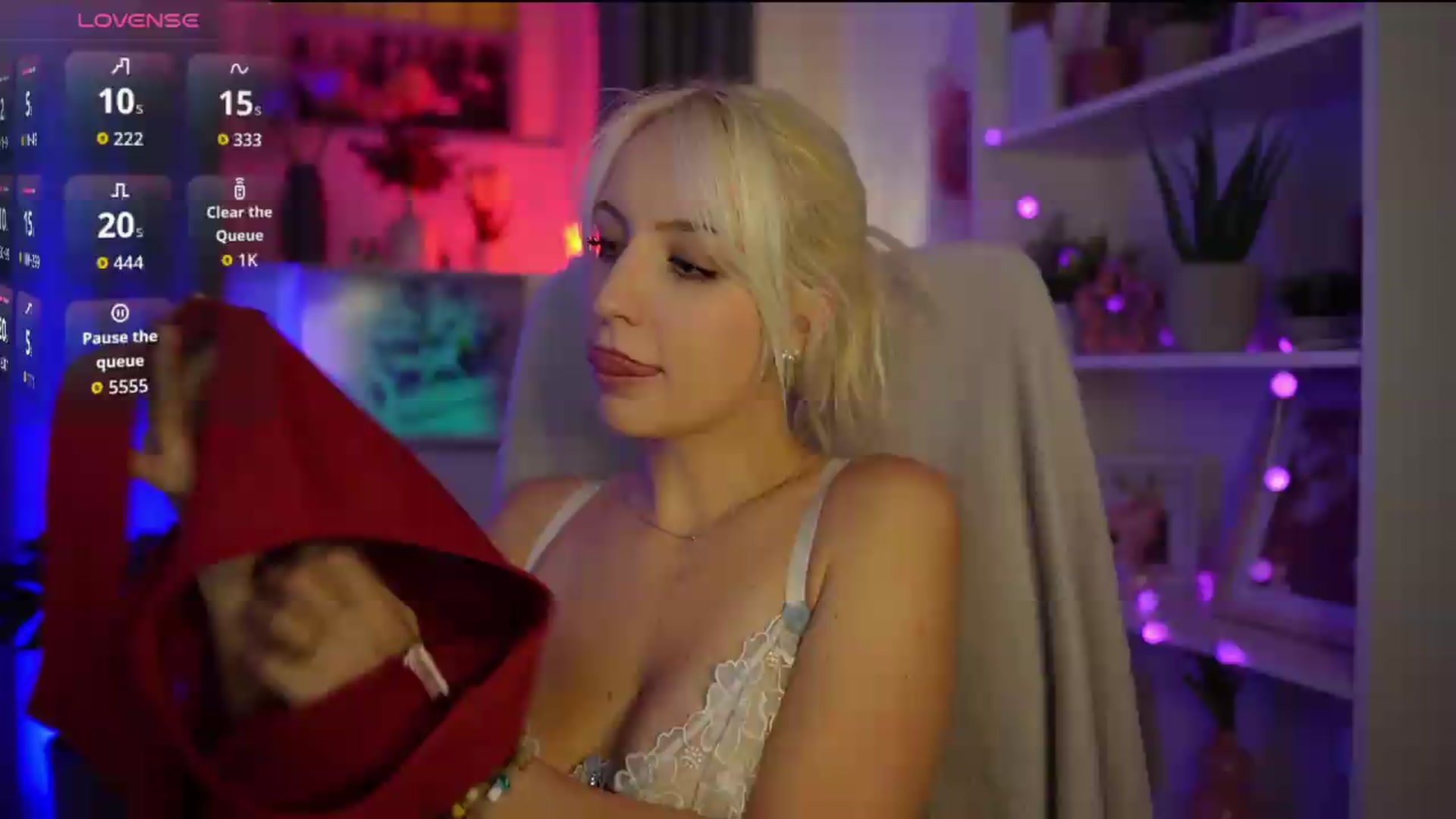 Gallery image thumbnail from Lucy_Cutie's myfreecams stream on, 09/08/2026, 18:26 image 19 of 20