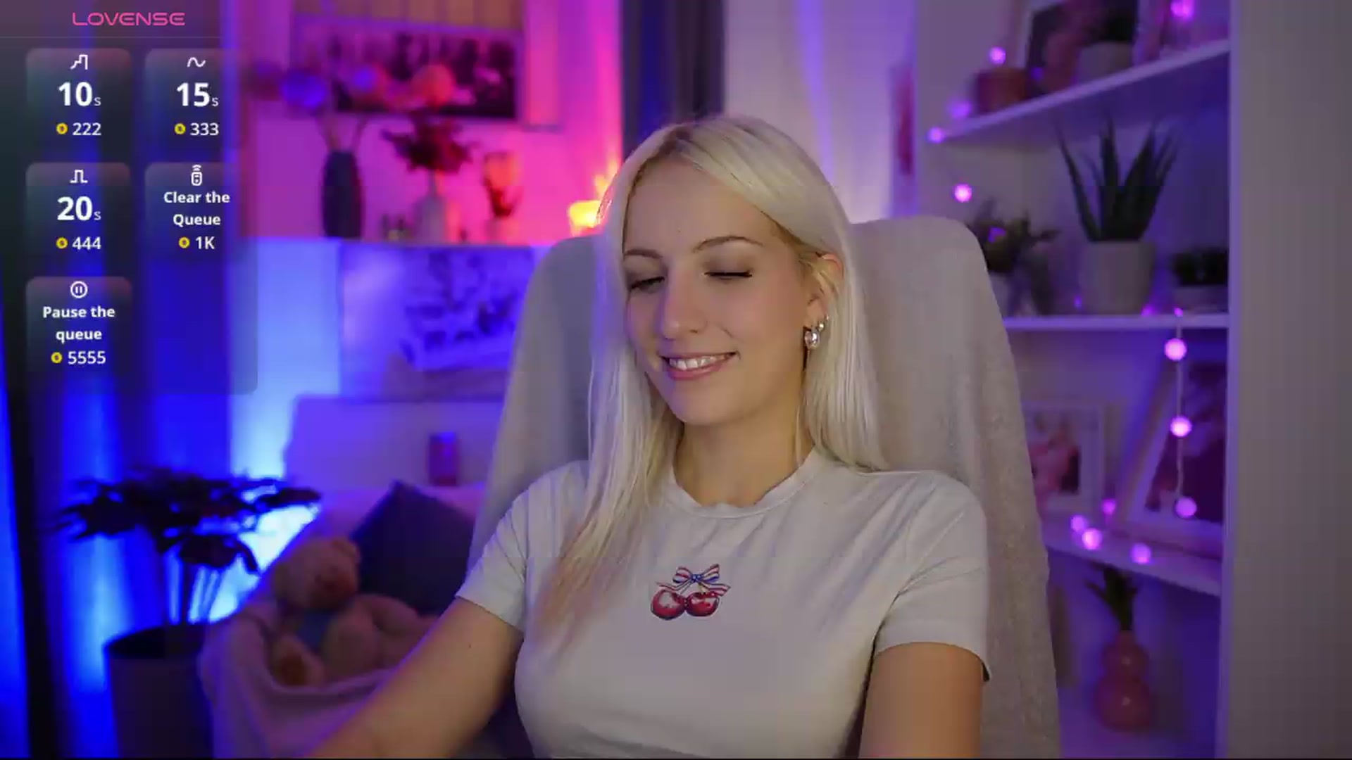 Gallery image thumbnail from Lucy_Cutie's myfreecams stream on, 09/24/2026, 19:33 image 4 of 20