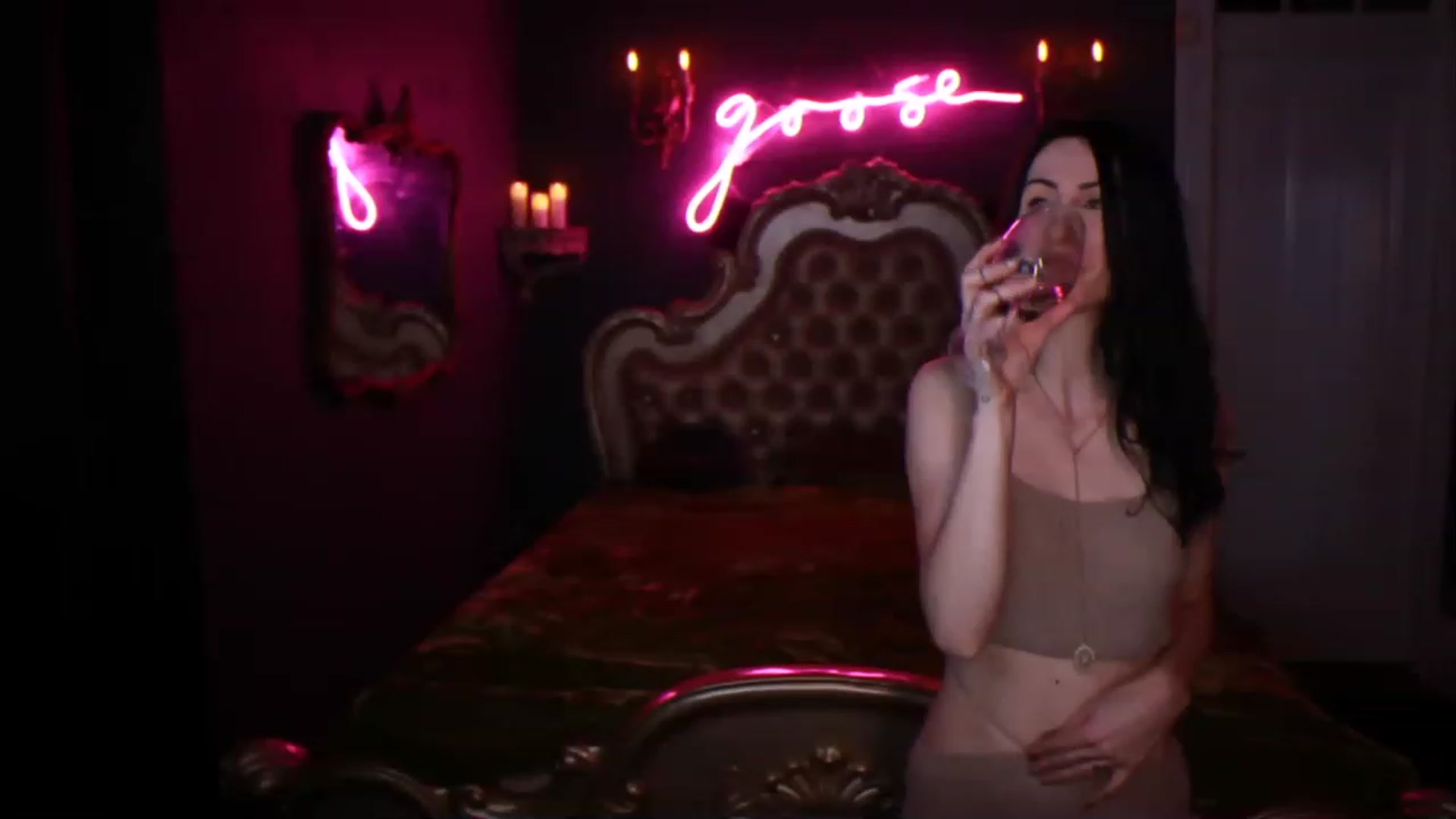 Gallery image thumbnail from Lucy_Goose's myfreecams stream on, 01/21/2023, 05:34 image 6 of 20