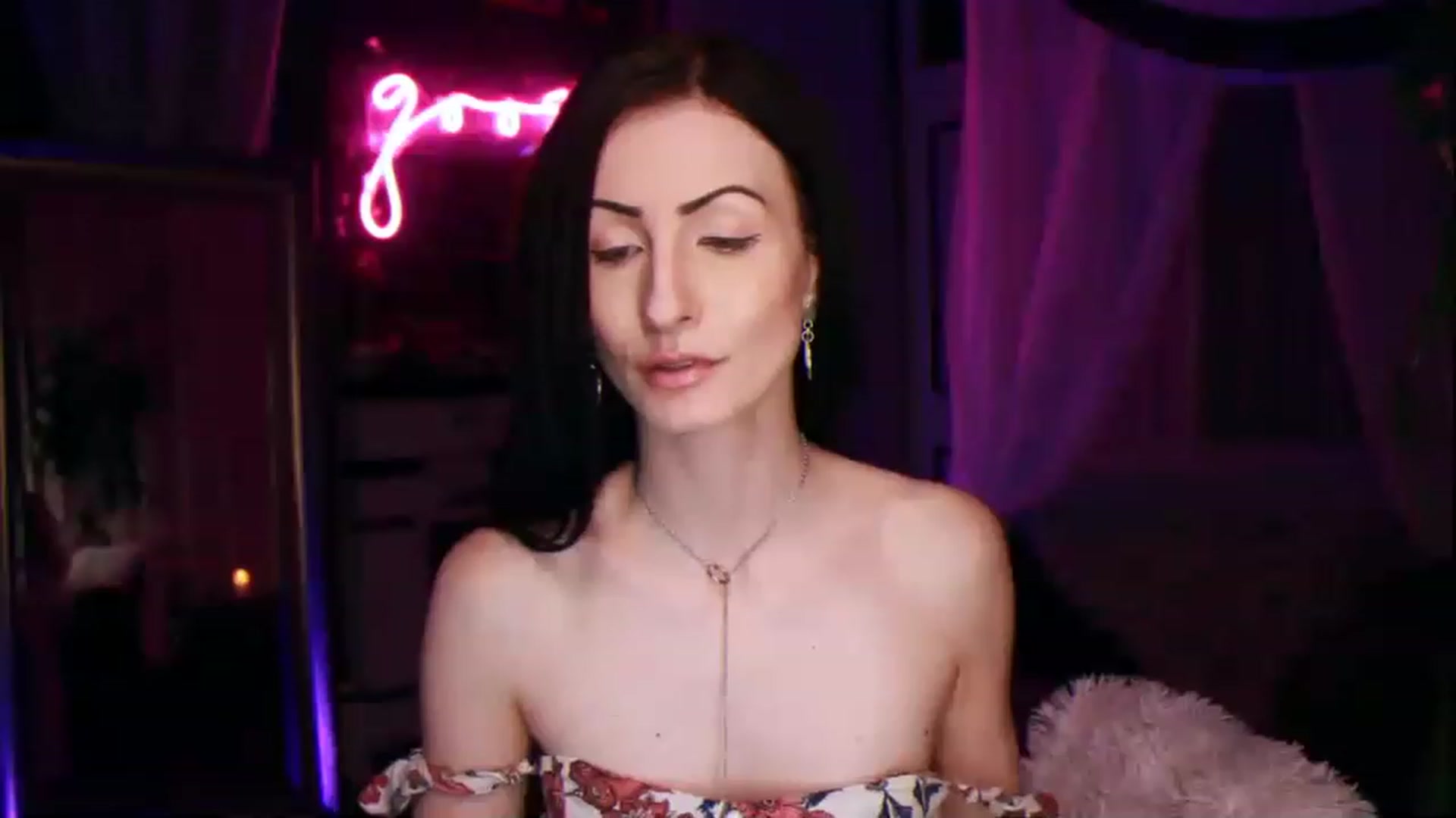 Gallery image thumbnail from Lucy_Goose's myfreecams stream on, 04/08/2023, 05:28 image 20 of 20