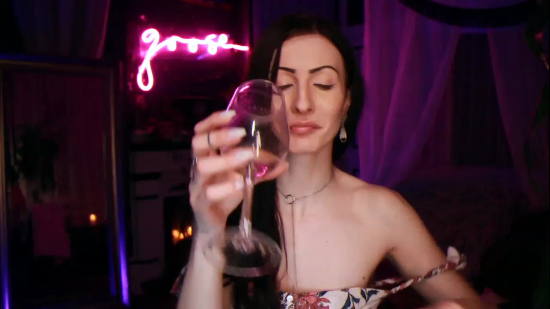 Gallery image thumbnail from Lucy_Goose's myfreecams stream on, 04/08/2023, 06:48 image 5 of 20