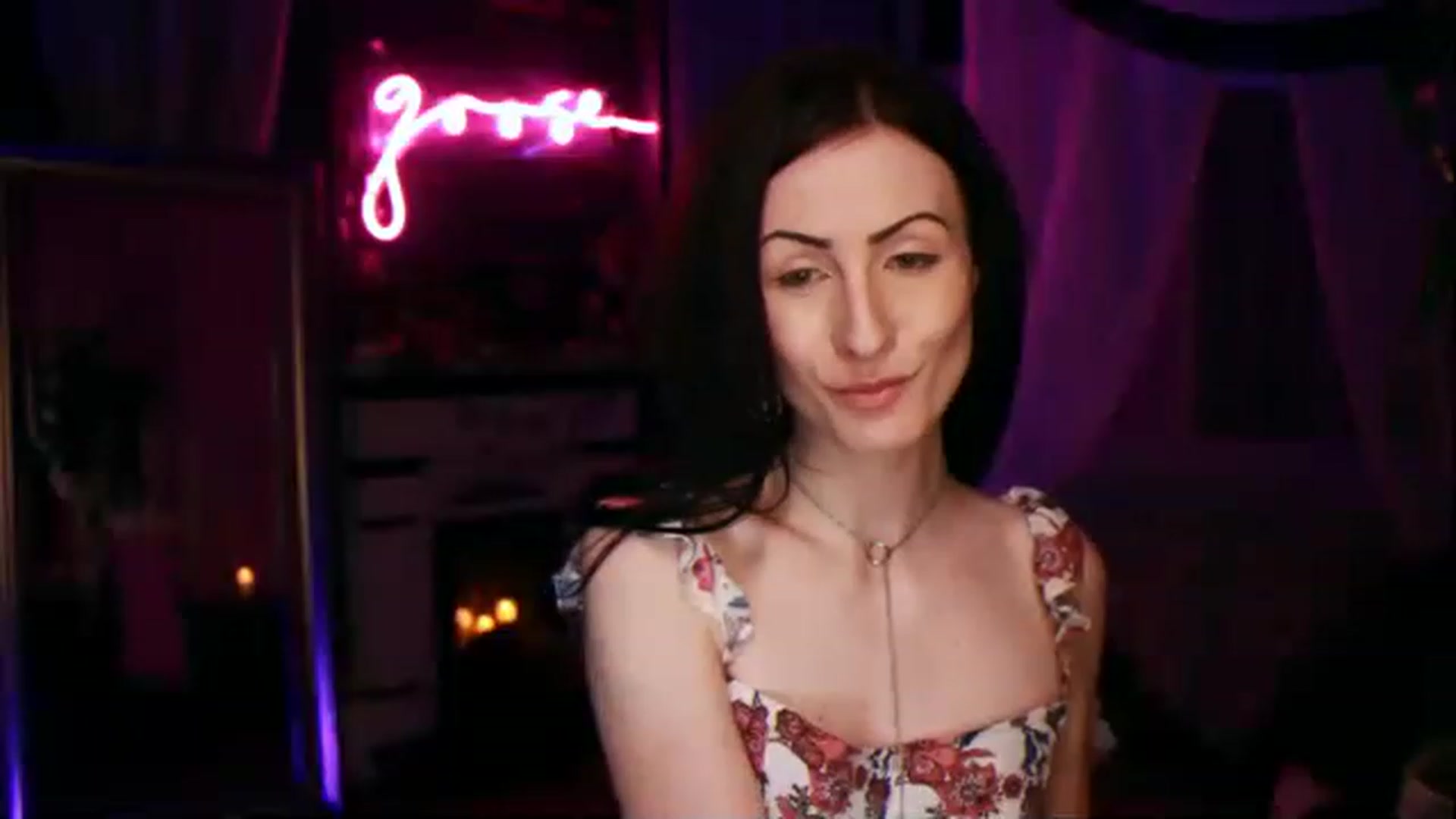 Gallery image thumbnail from Lucy_Goose's myfreecams stream on, 04/08/2023, 07:11 image 1 of 20