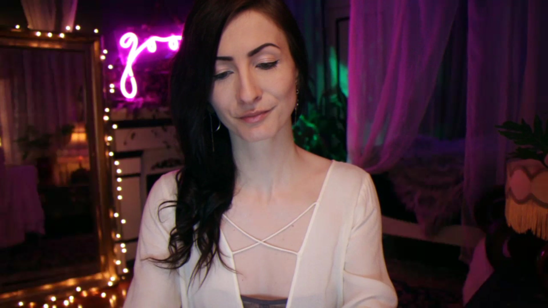 Gallery image thumbnail from Lucy_Goose's myfreecams stream on, 07/01/2023, 04:14 image 2 of 20