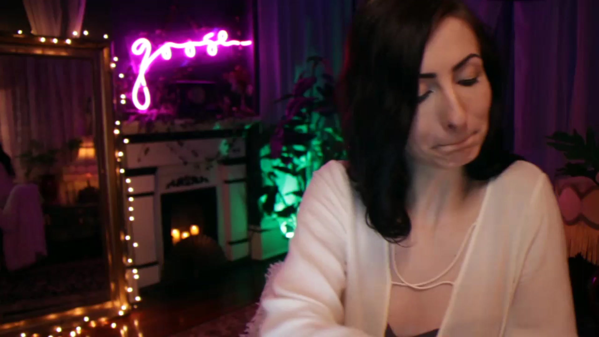 Gallery image thumbnail from Lucy_Goose's myfreecams stream on, 07/01/2023, 04:14 image 17 of 20