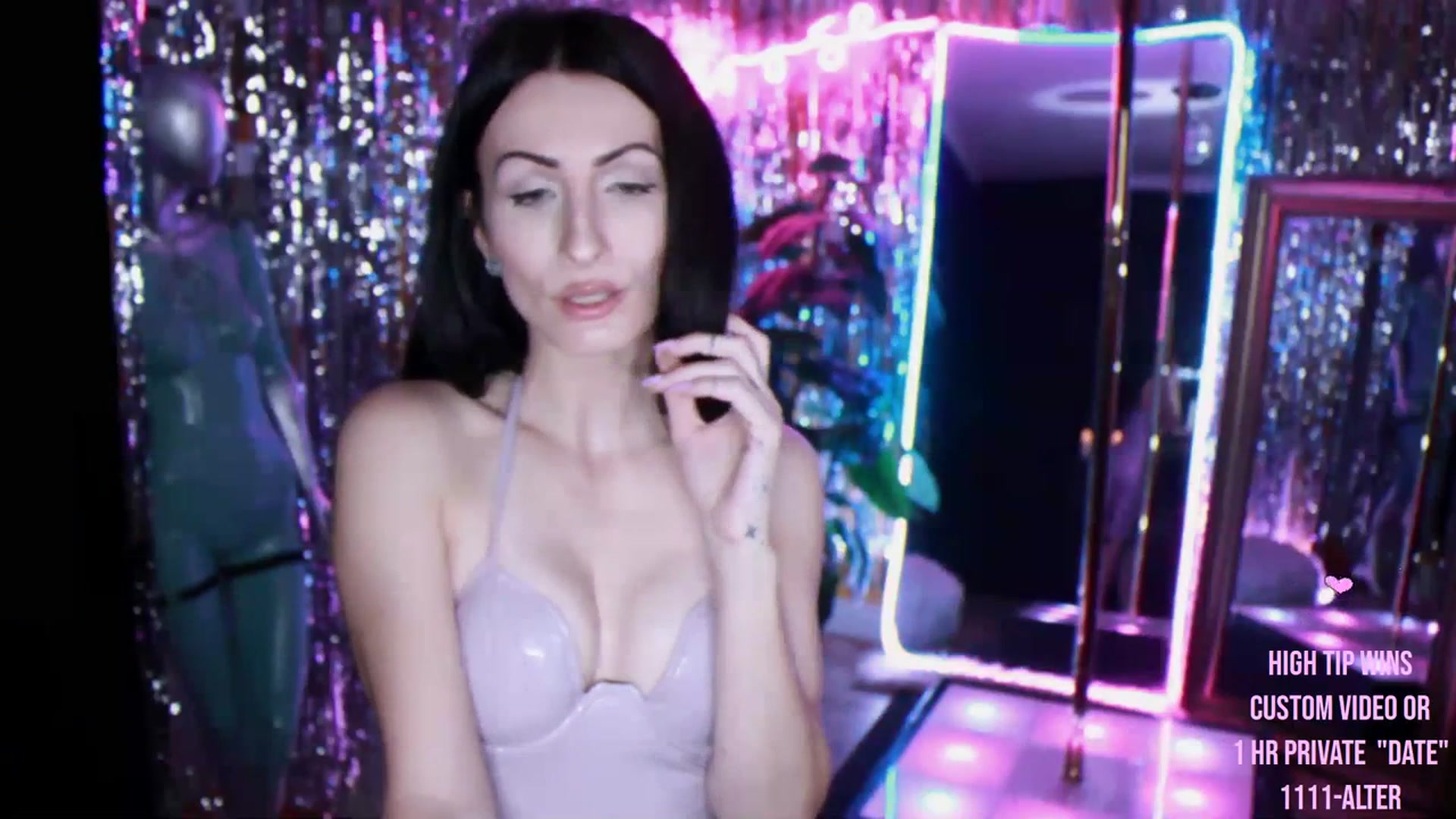 Gallery image thumbnail from Lucy_Goose's myfreecams stream on, 11/12/2023, 04:59 image 8 of 20