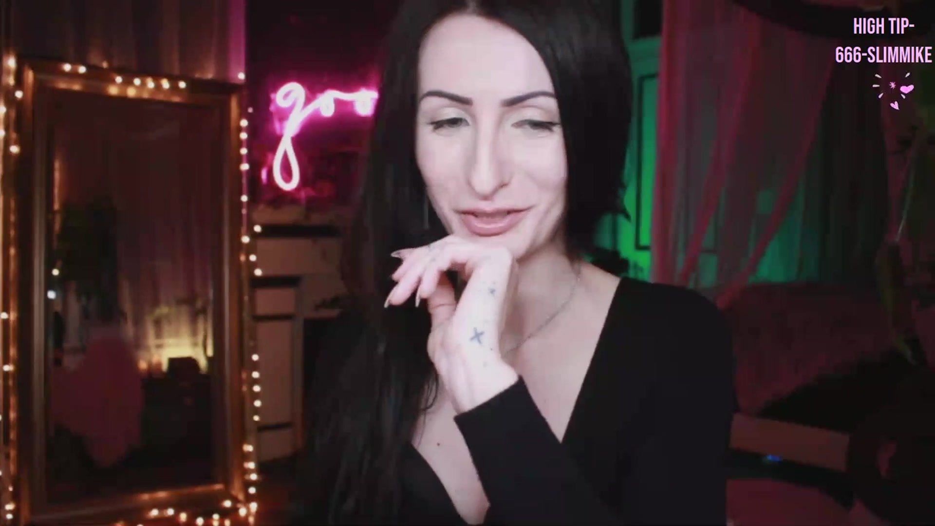 Gallery image thumbnail from Lucy_Goose's myfreecams stream on, 12/23/2023, 06:33 image 9 of 20