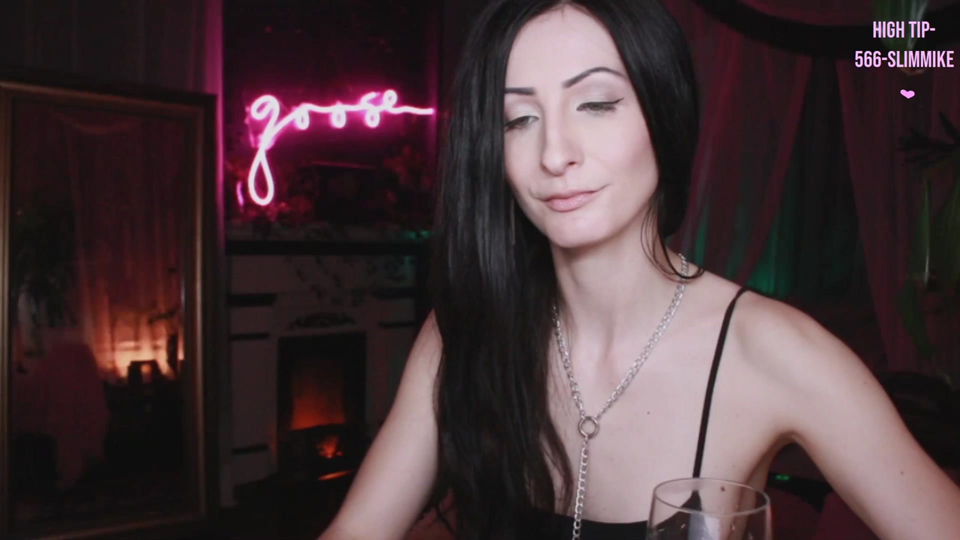 Gallery image thumbnail from Lucy_Goose's myfreecams stream on, 01/27/2024, 05:30 image 6 of 20