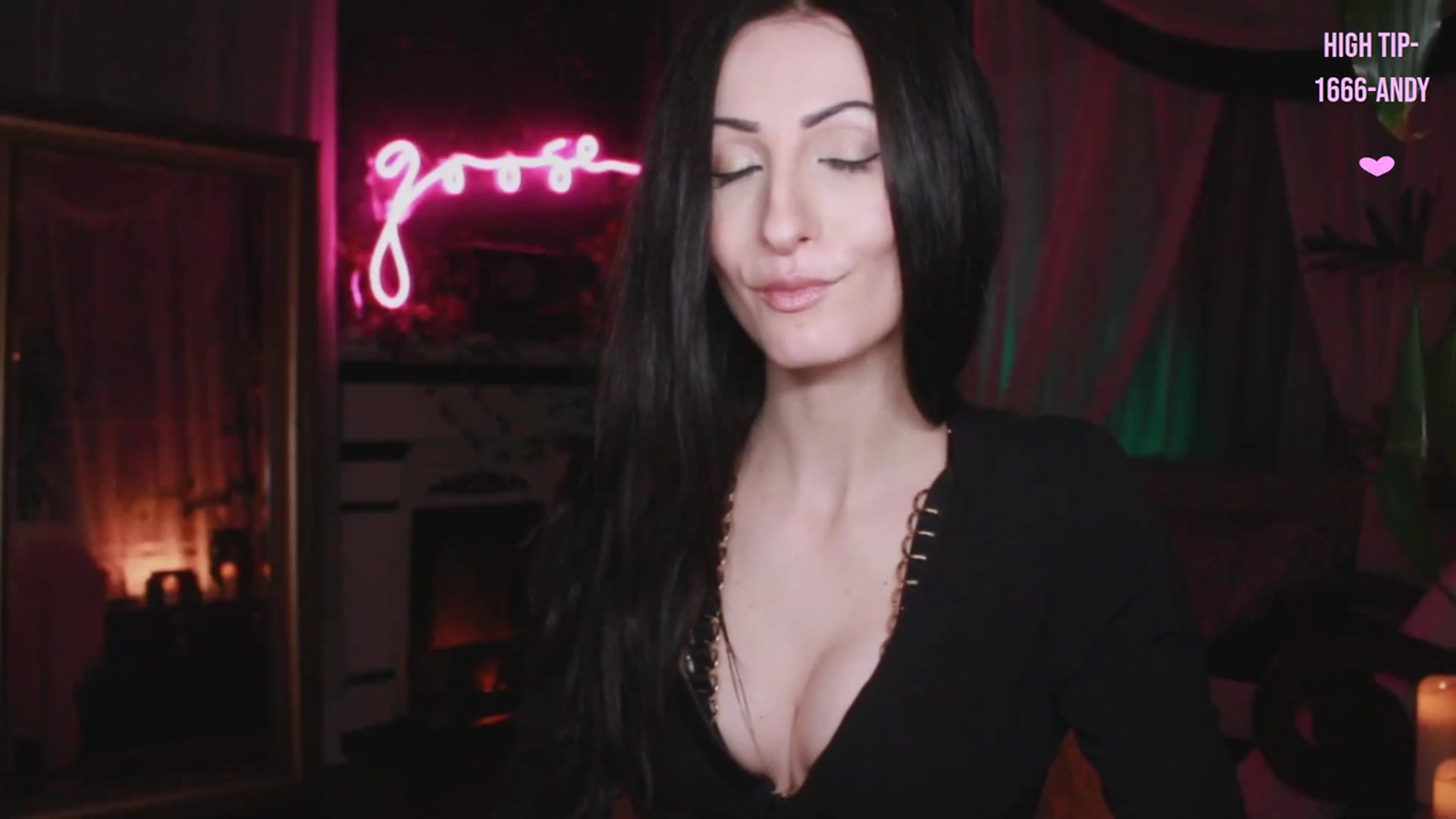 Gallery image thumbnail from Lucy_Goose's myfreecams stream on, 02/03/2024, 05:09 image 14 of 20