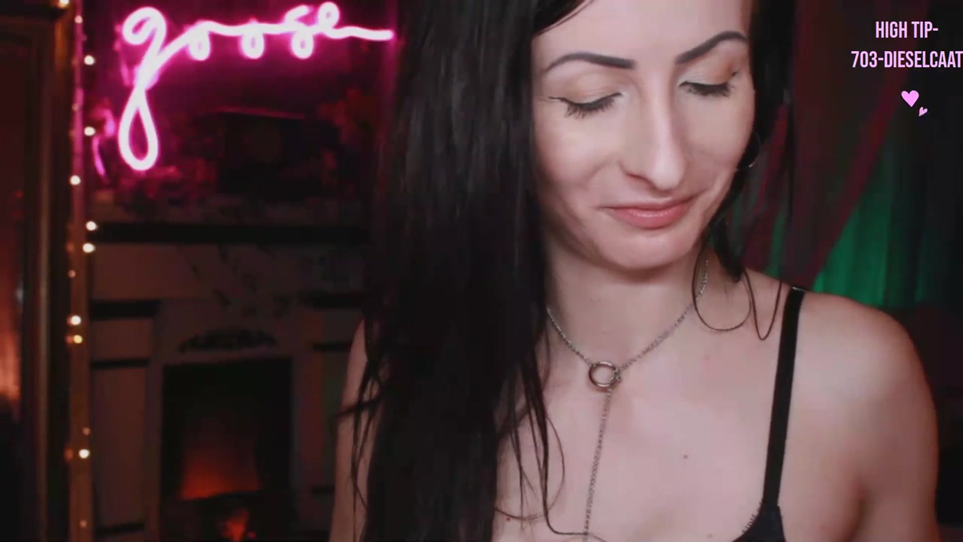 Gallery image thumbnail from Lucy_Goose's myfreecams stream on, 02/24/2024, 08:46 image 15 of 20
