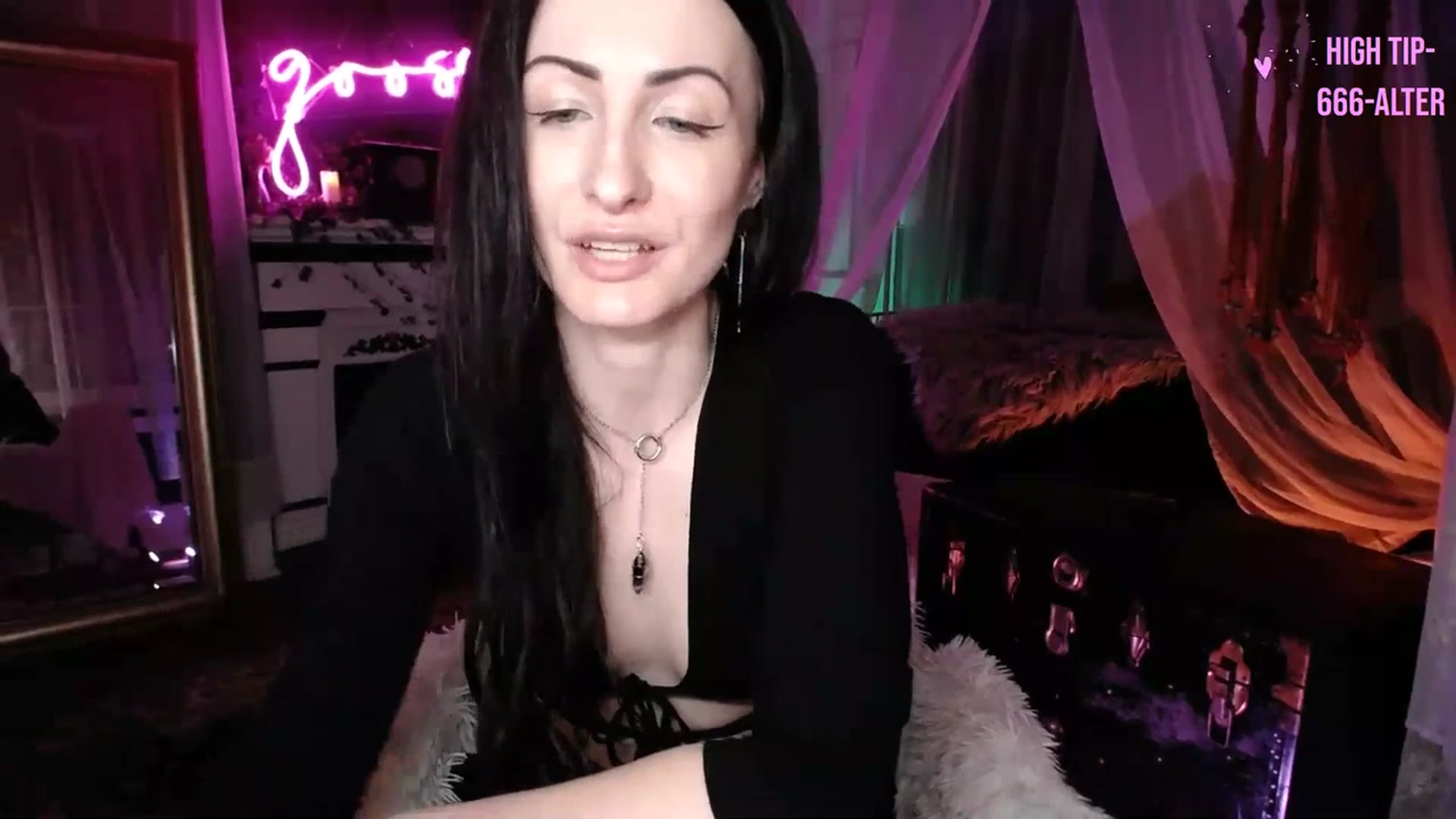 Gallery image thumbnail from Lucy_Goose's myfreecams stream on, 03/16/2024, 04:29 image 4 of 20