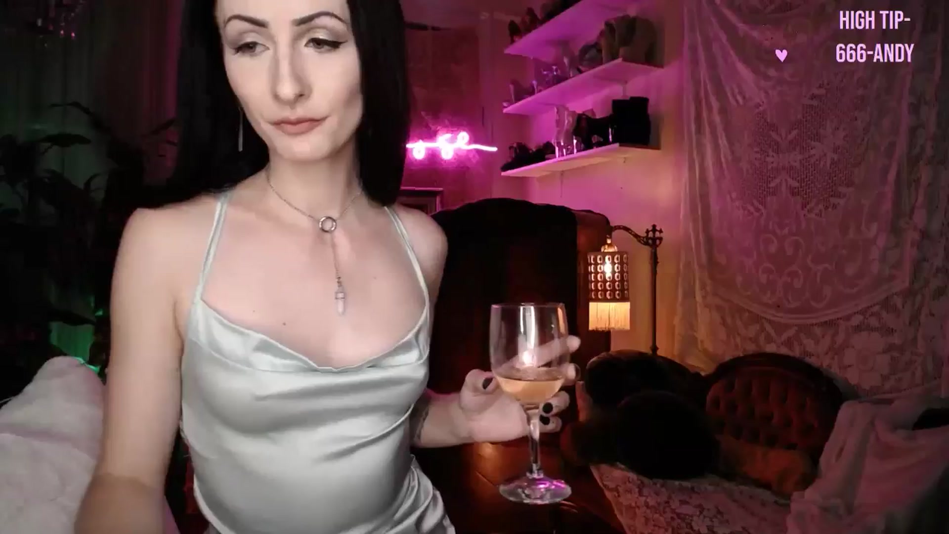Gallery image thumbnail from Lucy_Goose's myfreecams stream on, 05/25/2024, 04:57 image 19 of 20