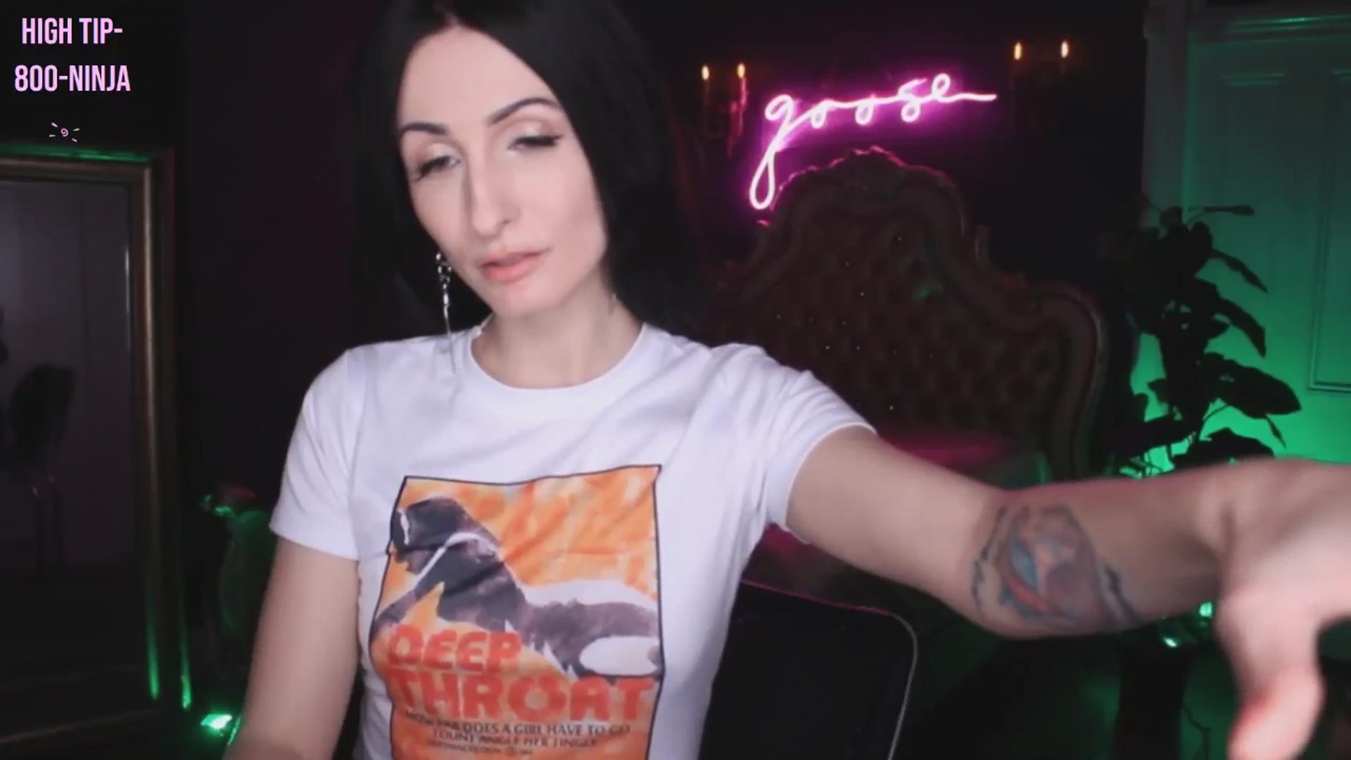 Gallery image thumbnail from Lucy_Goose's myfreecams stream on, 09/21/2024, 06:26 image 17 of 20