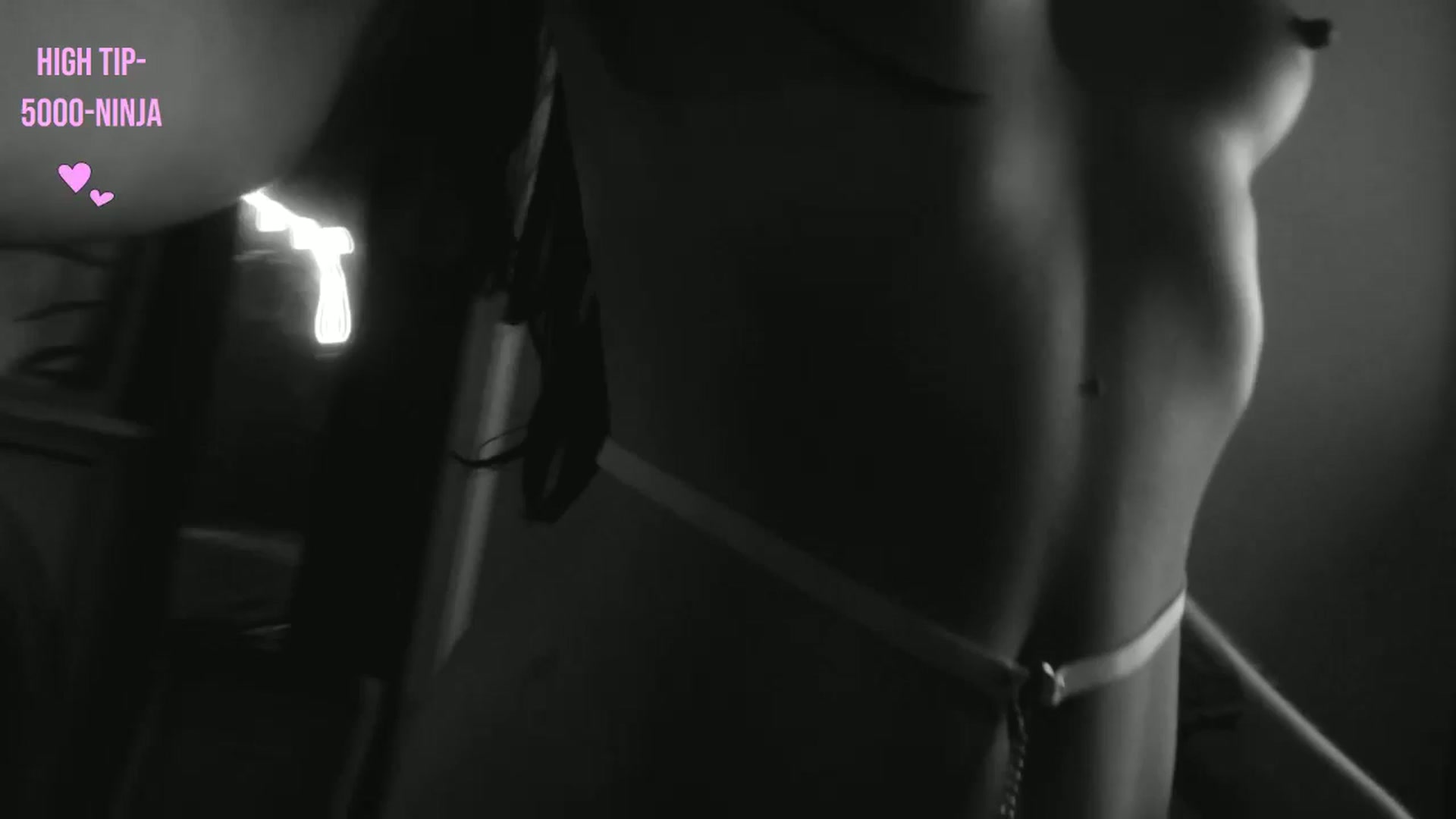 Gallery image thumbnail from Lucy_Goose's myfreecams stream on, 09/21/2024, 10:25 image 16 of 20
