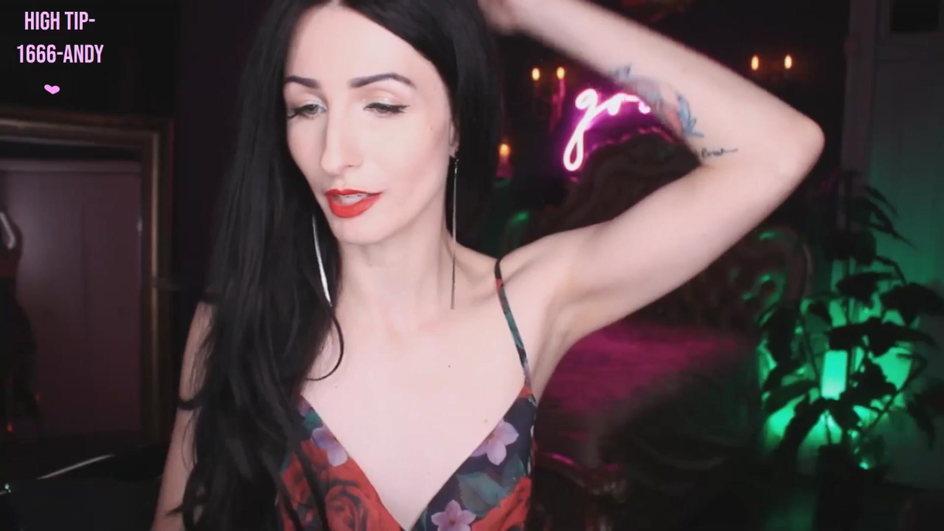 Gallery image thumbnail from Lucy_Goose's myfreecams stream on, 09/28/2024, 06:07 image 7 of 20