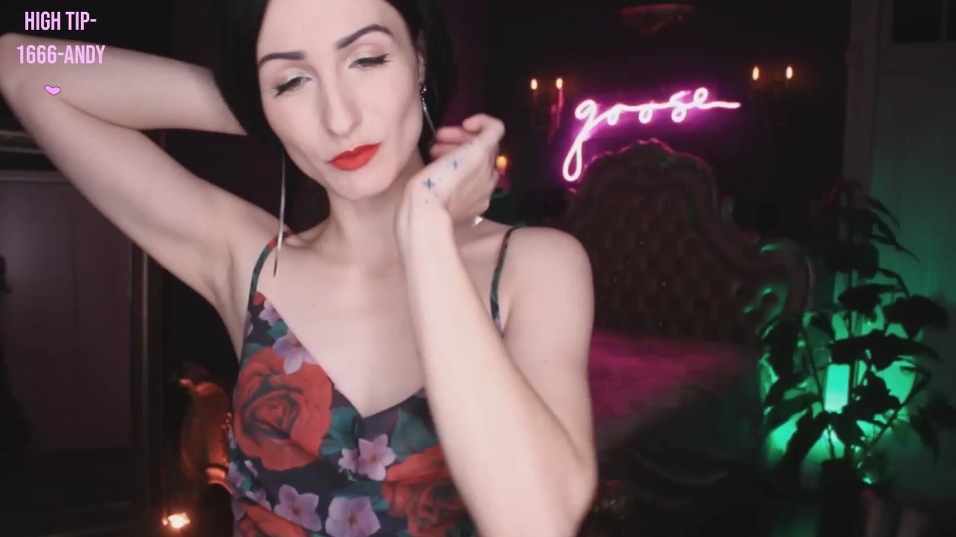Gallery image thumbnail from Lucy_Goose's myfreecams stream on, 09/28/2024, 06:07 image 1 of 20