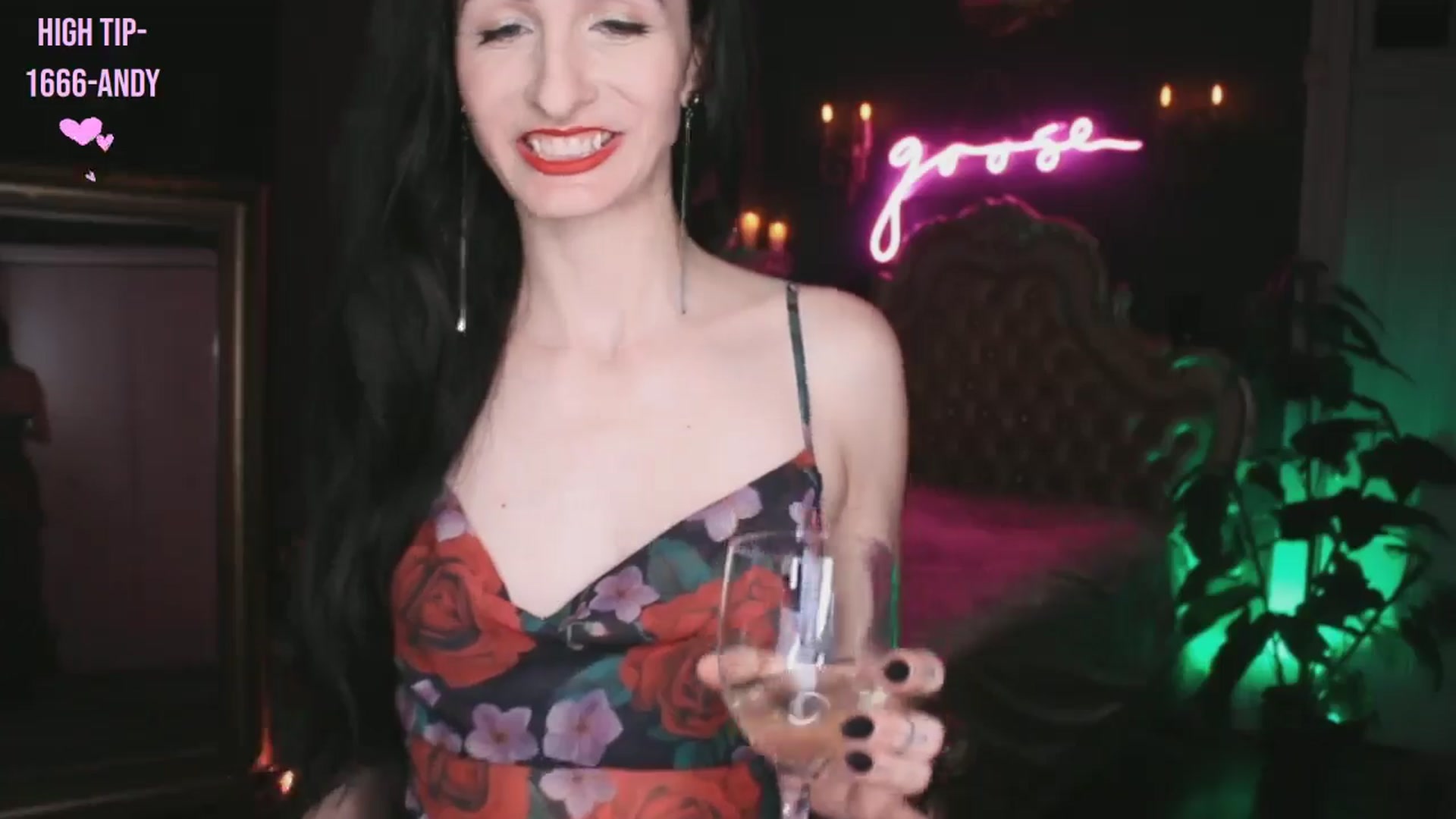 Gallery image thumbnail from Lucy_Goose's myfreecams stream on, 09/28/2024, 06:07 image 12 of 20