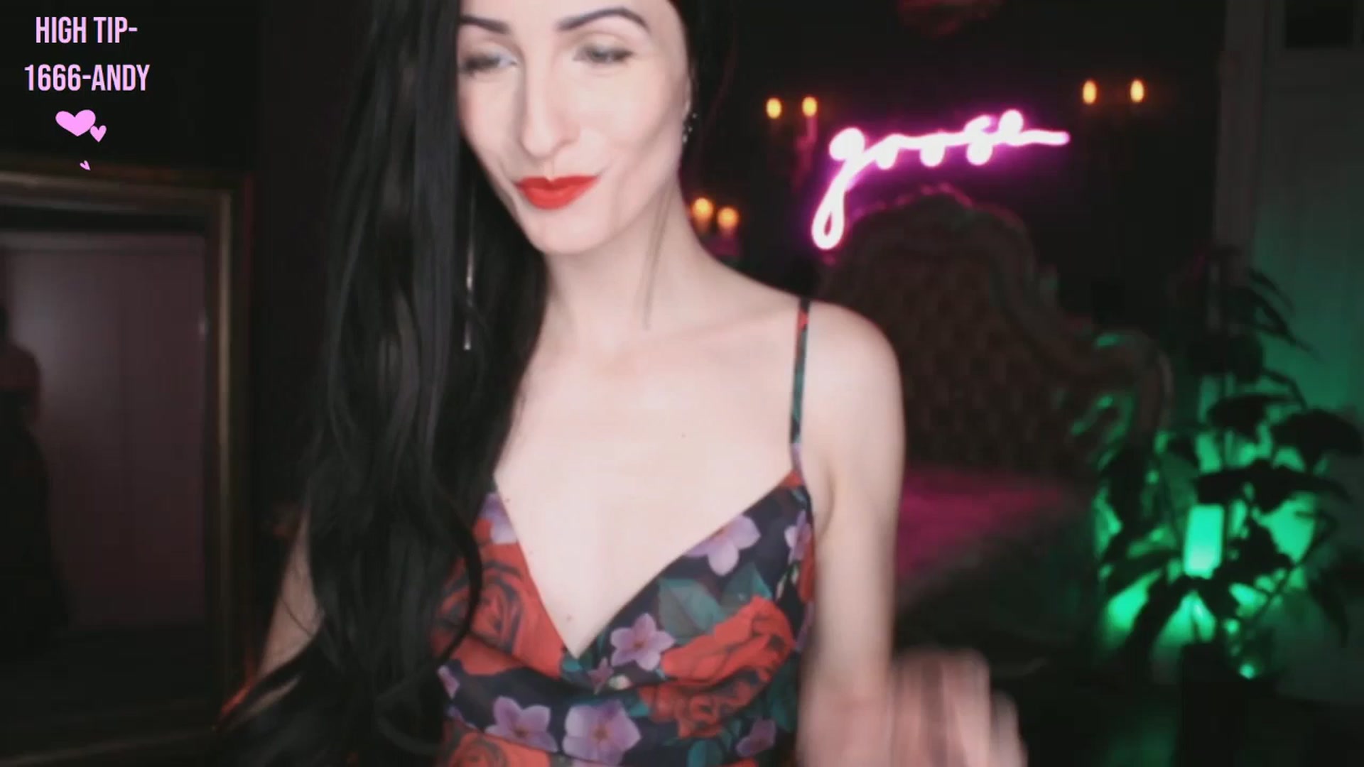 Gallery image thumbnail from Lucy_Goose's myfreecams stream on, 09/28/2024, 06:07 image 6 of 20