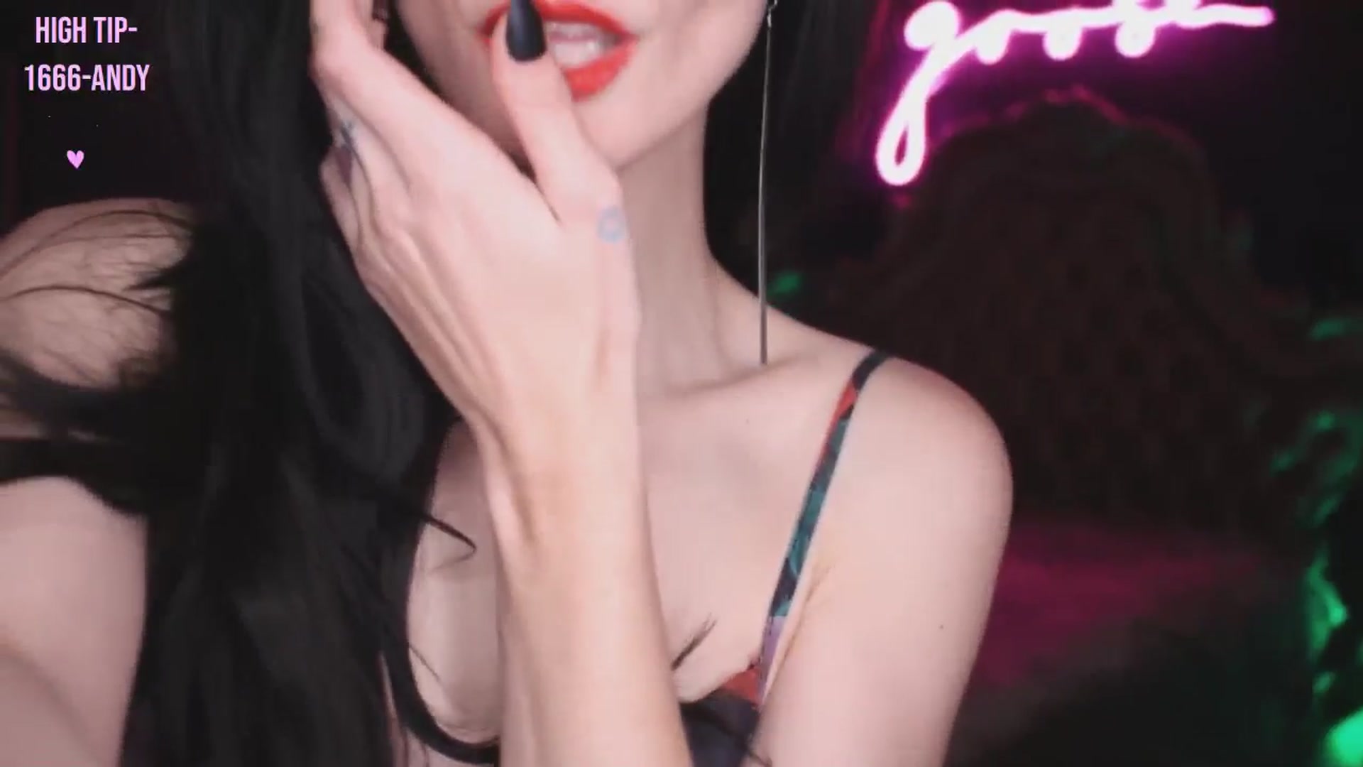 Gallery image thumbnail from Lucy_Goose's myfreecams stream on, 09/28/2024, 06:07 image 16 of 20