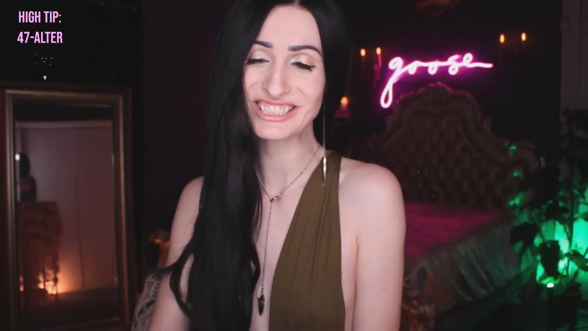 Gallery image thumbnail from Lucy_Goose's myfreecams stream on, 11/23/2024, 05:45 image 13 of 20
