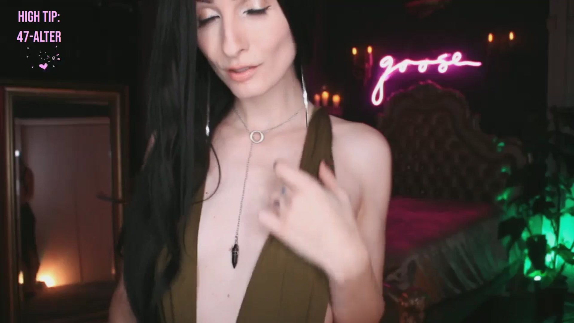 Gallery image thumbnail from Lucy_Goose's myfreecams stream on, 11/23/2024, 05:45 image 7 of 20