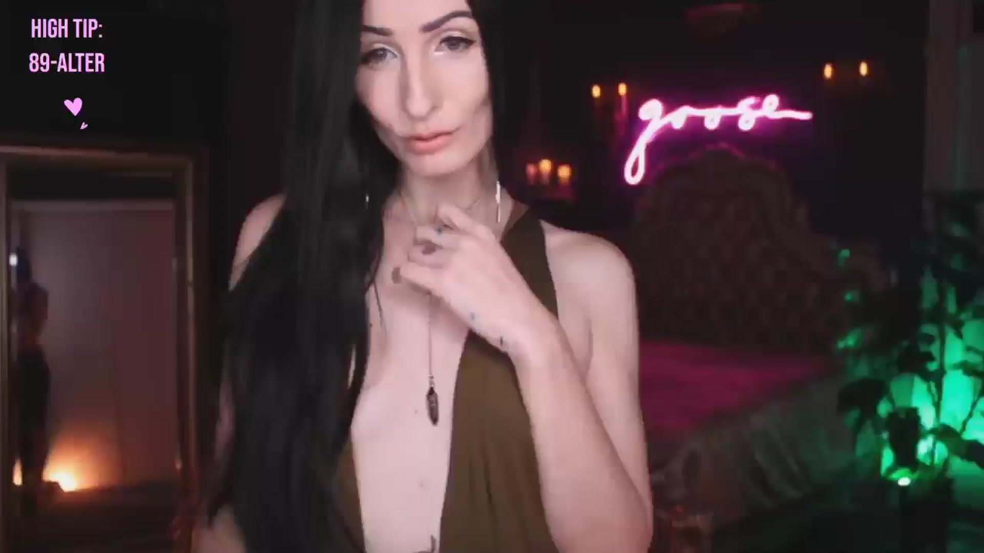 Gallery image thumbnail from Lucy_Goose's myfreecams stream on, 11/23/2024, 07:22 image 2 of 20