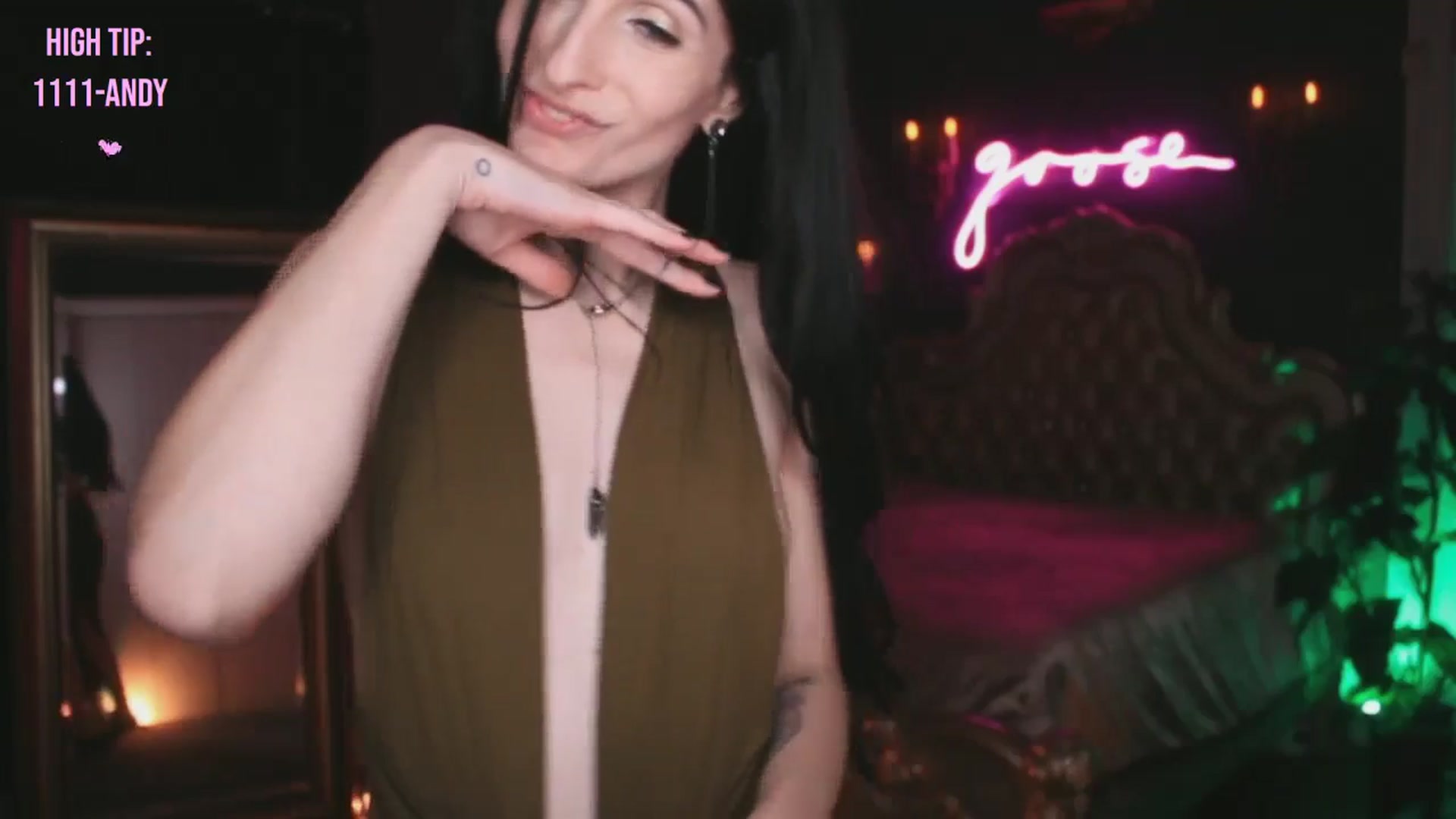 Gallery image thumbnail from Lucy_Goose's myfreecams stream on, 11/23/2024, 08:14 image 20 of 20