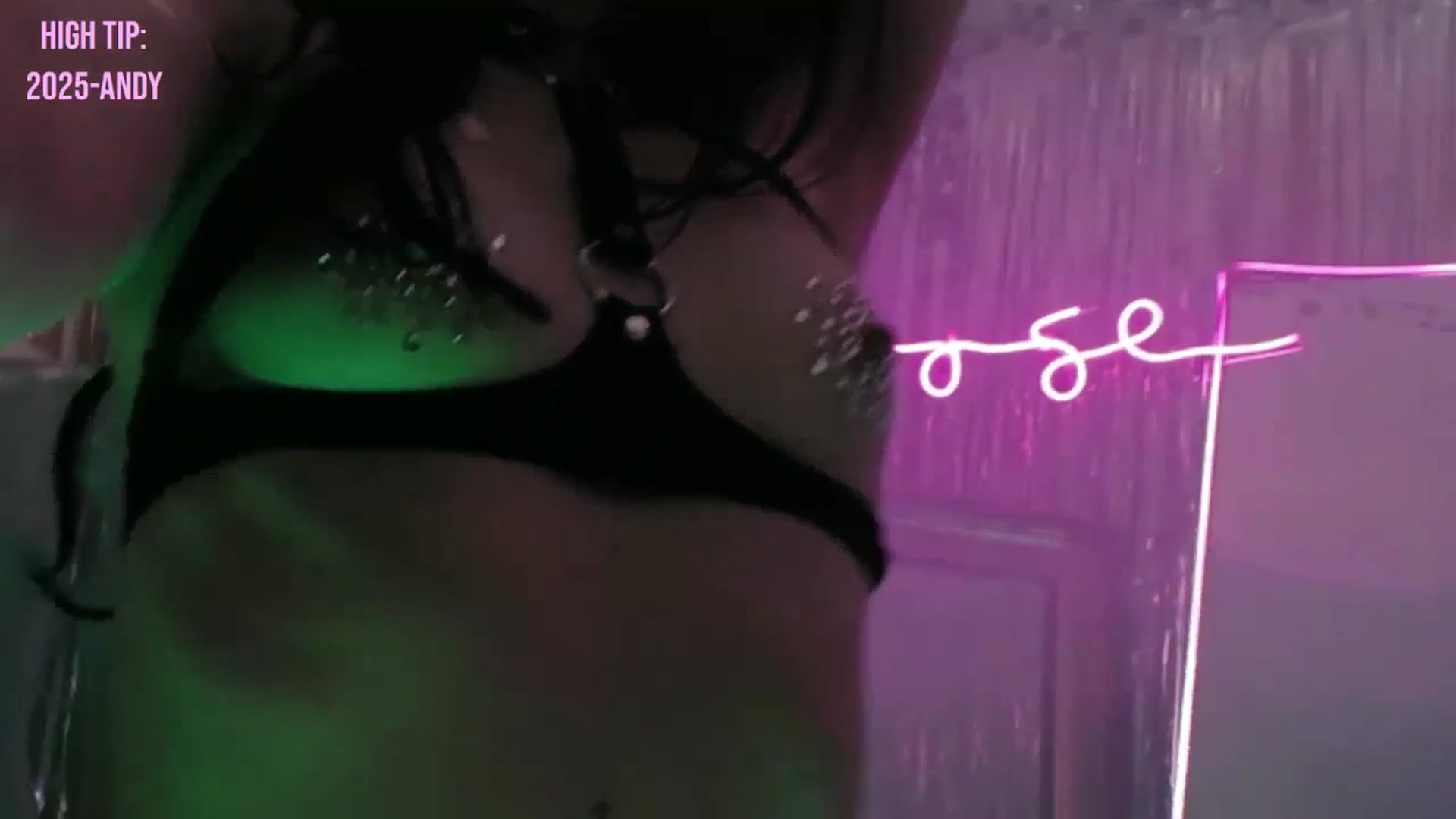 Gallery image thumbnail from Lucy_Goose's myfreecams stream on, 01/01/2025, 08:24 image 12 of 20