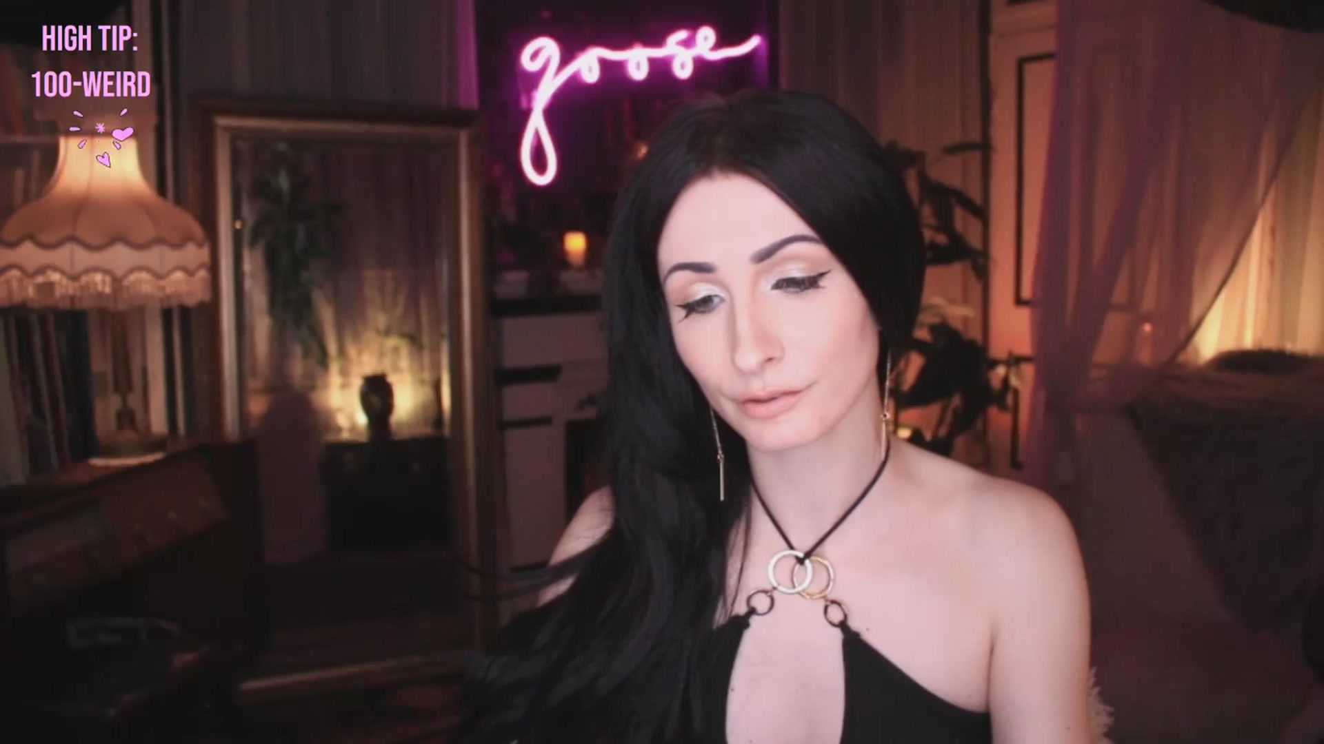 Gallery image thumbnail from Lucy_Goose's myfreecams stream on, 01/18/2025, 05:25 image 17 of 20