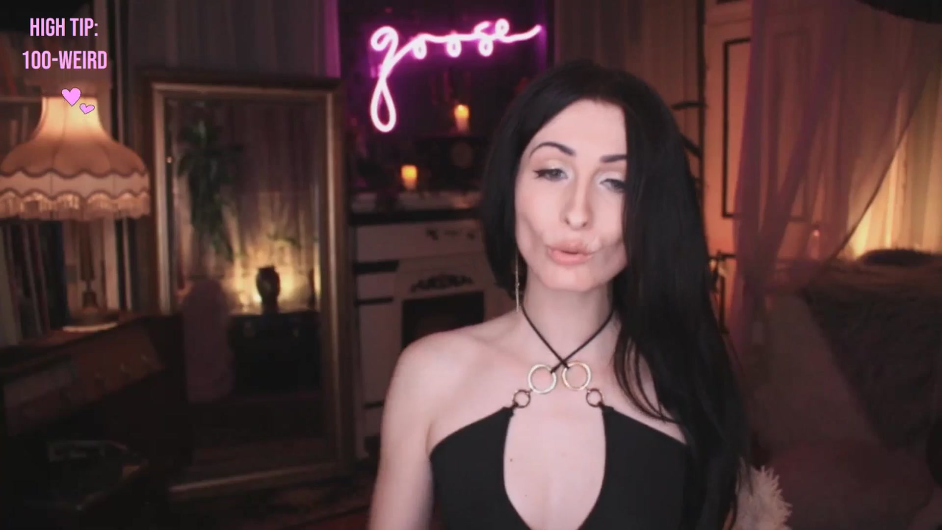 Gallery image thumbnail from Lucy_Goose's myfreecams stream on, 01/18/2025, 05:25 image 15 of 20
