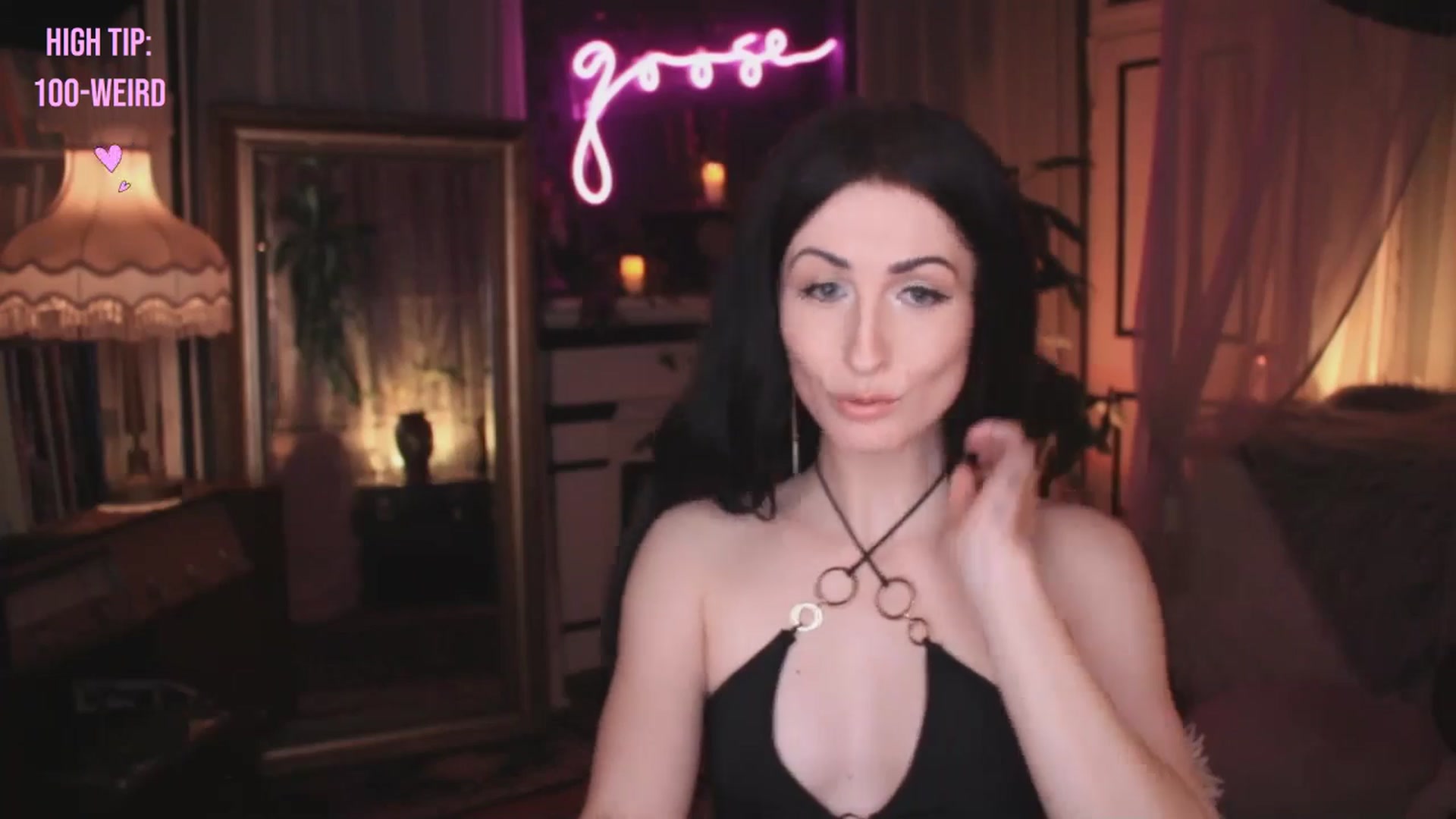 Gallery image thumbnail from Lucy_Goose's myfreecams stream on, 01/18/2025, 05:25 image 10 of 20