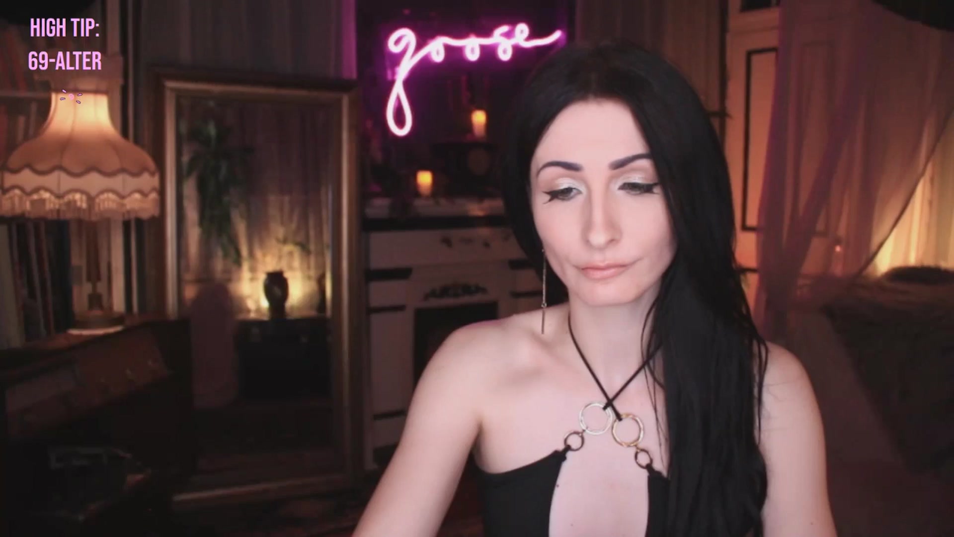 Gallery image thumbnail from Lucy_Goose's myfreecams stream on, 01/18/2025, 05:25 image 1 of 20