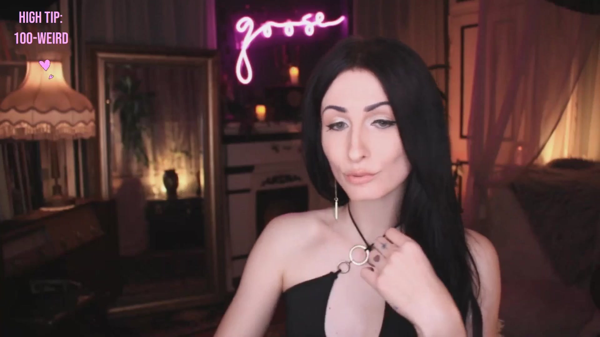 Gallery image thumbnail from Lucy_Goose's myfreecams stream on, 01/18/2025, 05:25 image 16 of 20
