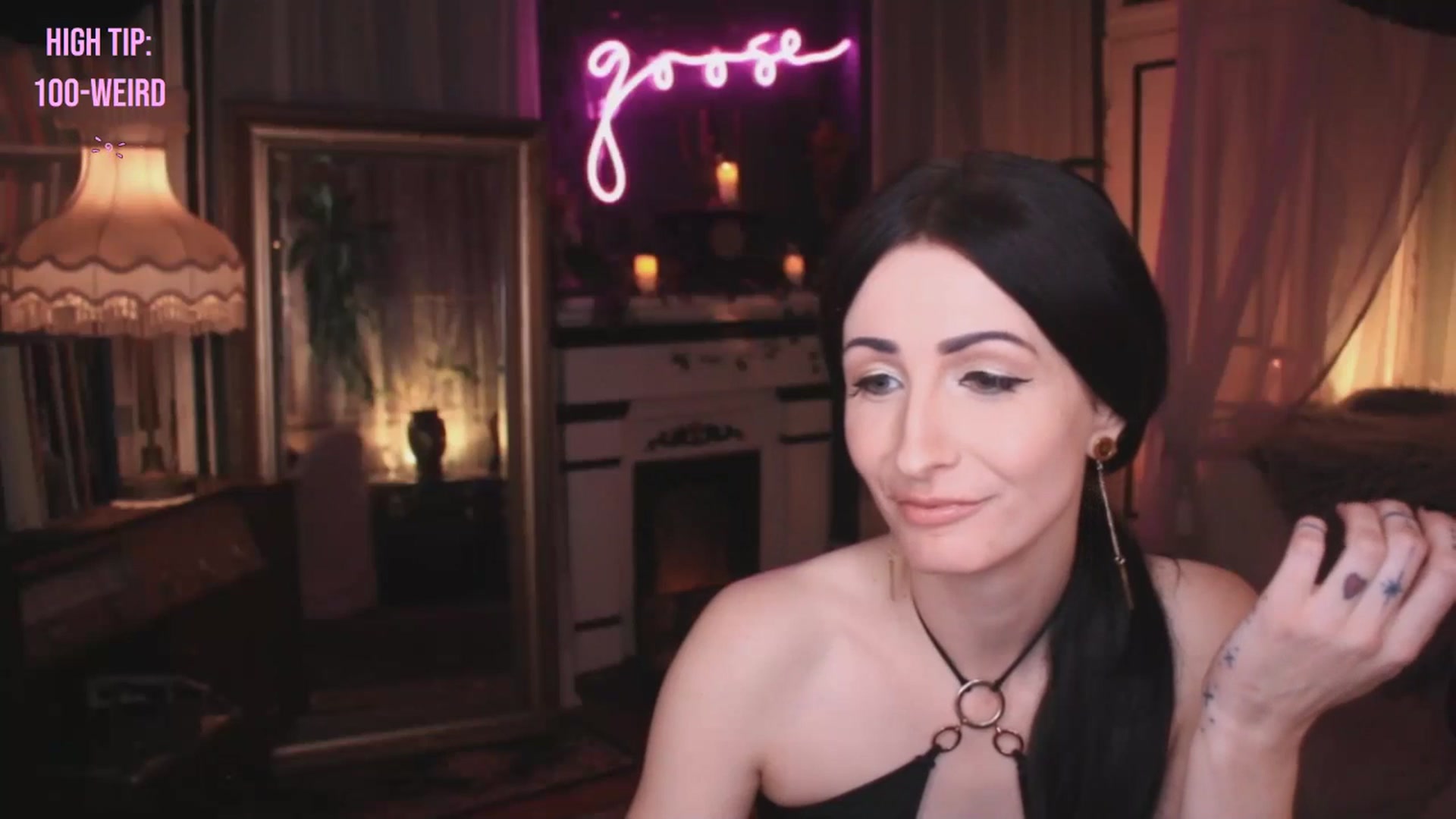 Gallery image thumbnail from Lucy_Goose's myfreecams stream on, 01/18/2025, 05:42 image 19 of 20