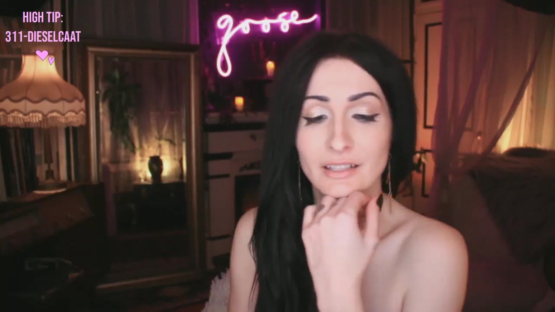 Gallery image thumbnail from Lucy_Goose's myfreecams stream on, 01/18/2025, 08:07 image 15 of 20