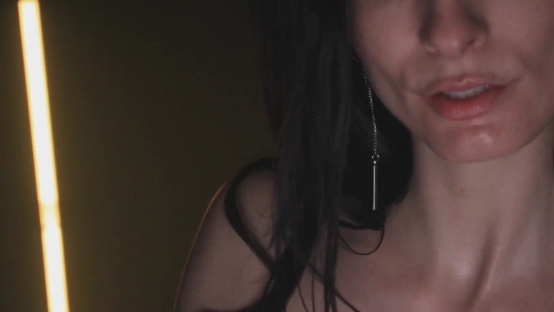 Gallery image thumbnail from Lucy_Goose's myfreecams stream on, 05/10/2025, 09:04 image 5 of 20